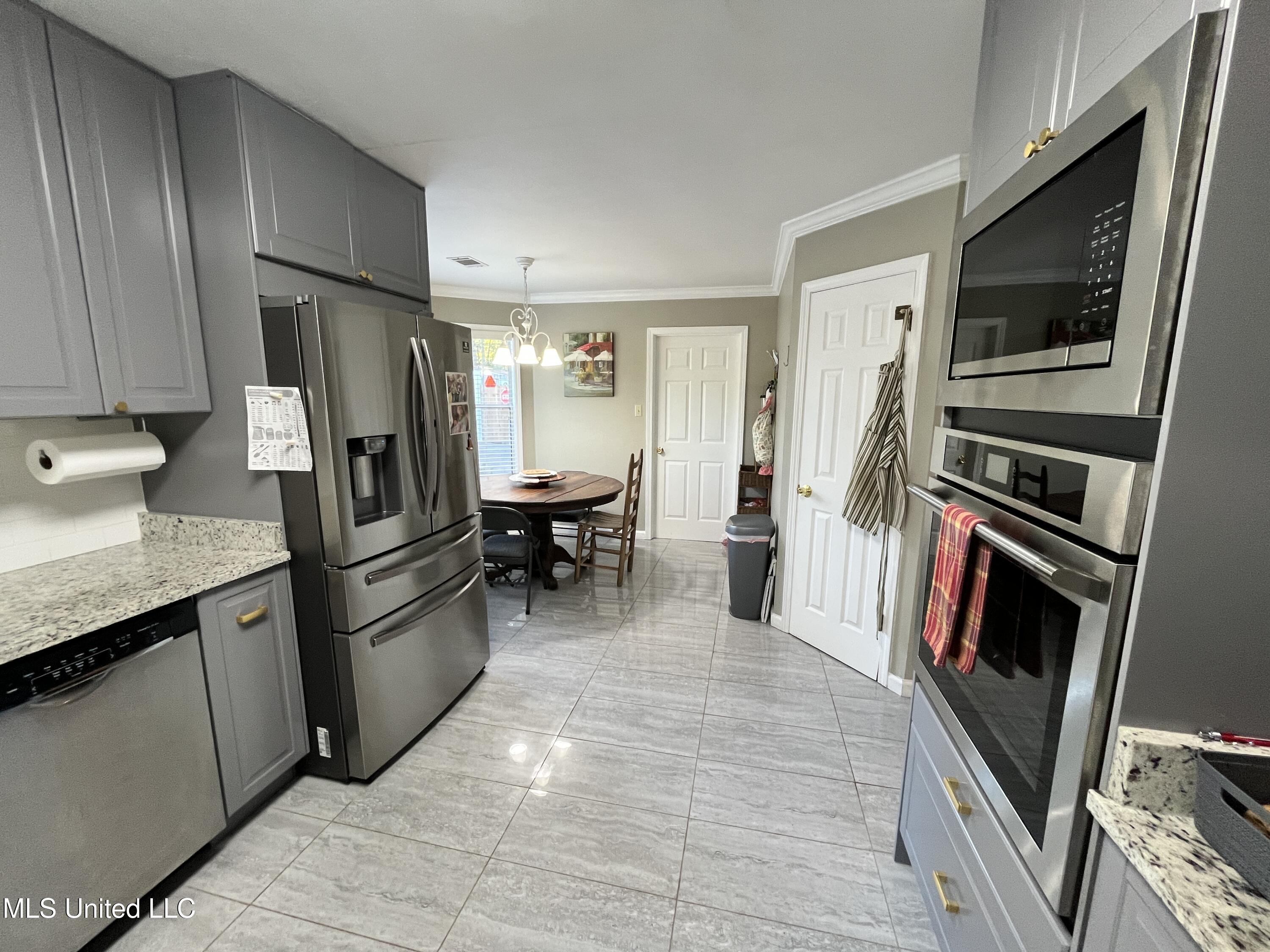 5816 N Rolling Pine Drive Property Photo 18