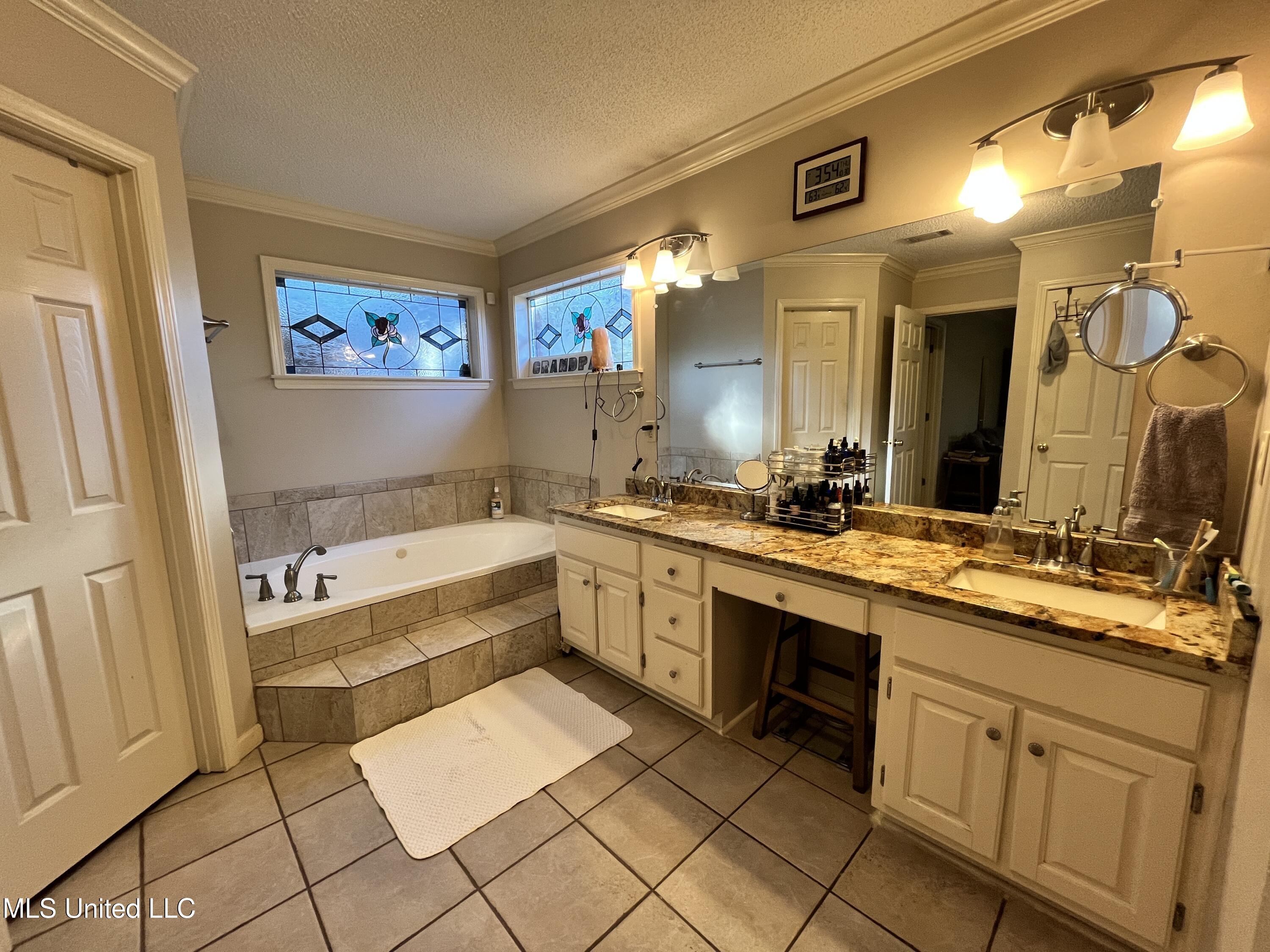 5816 N Rolling Pine Drive Property Photo 29