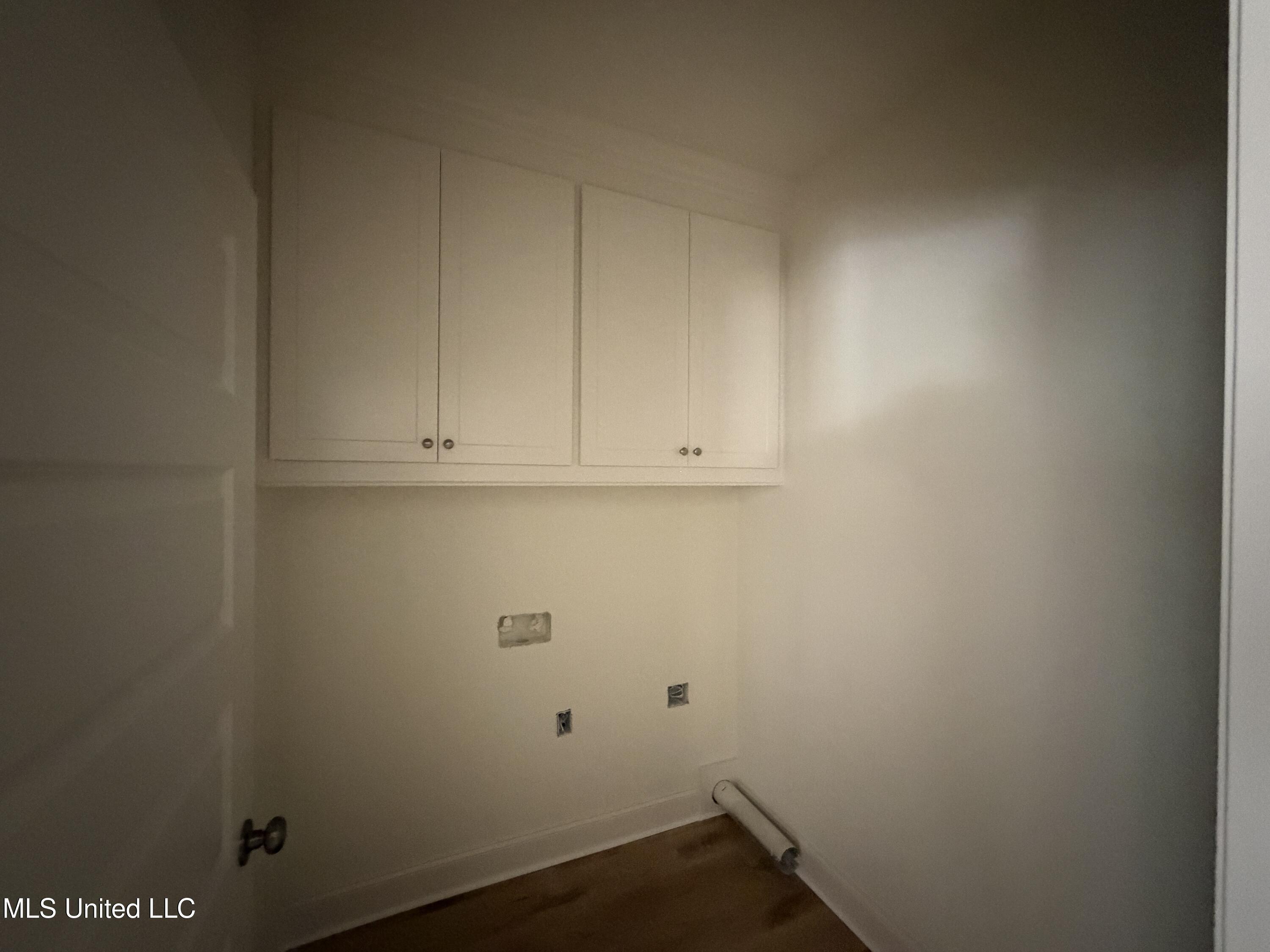 211 Anderson Oaks Drive Property Photo 10