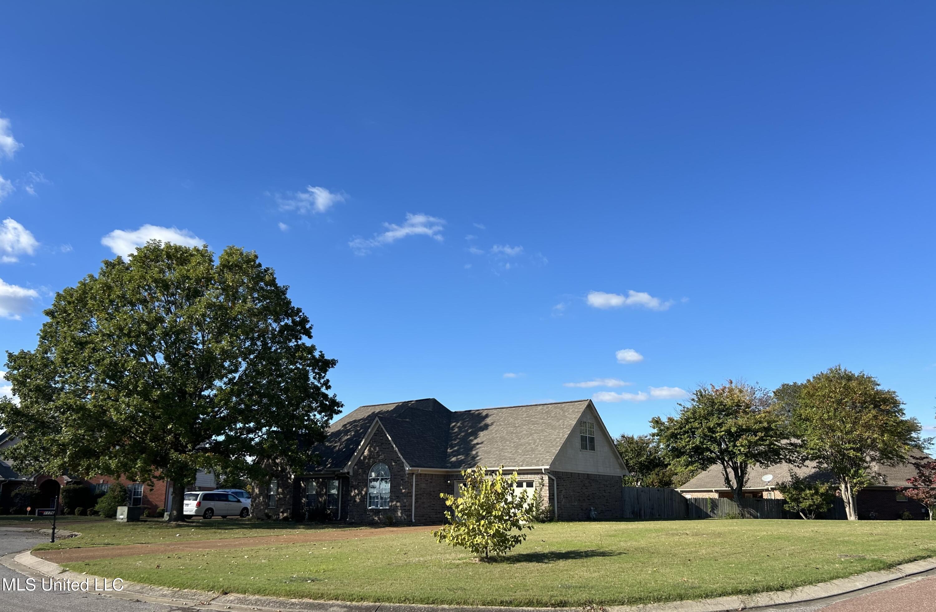 1176 Berretta Cove Property Photo 1