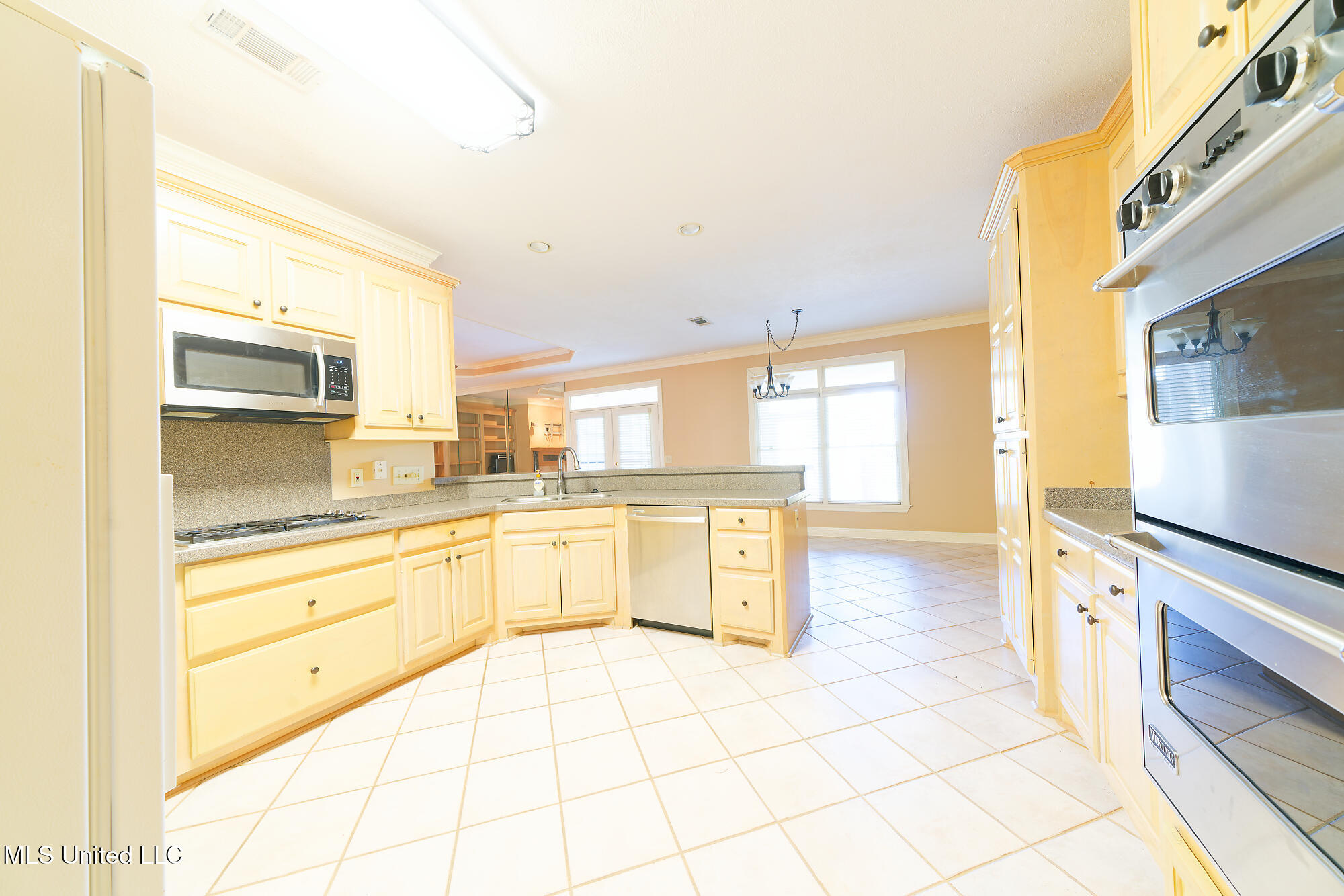 902 Oak Trail Property Photo 10