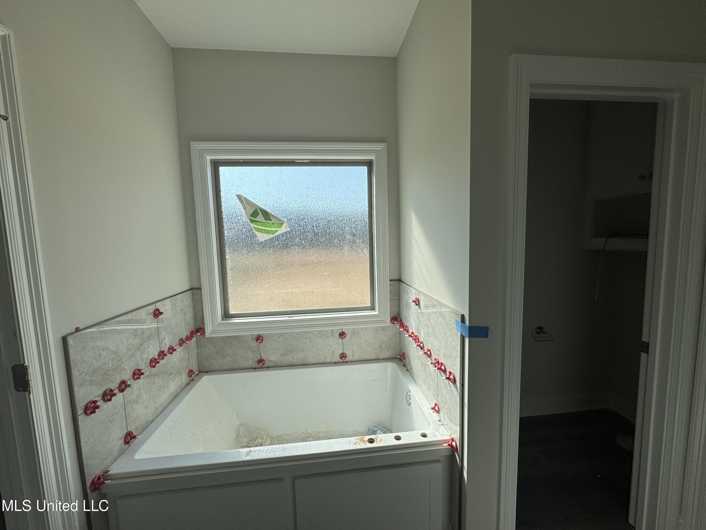 213 Anderson Oaks Drive Property Photo 10