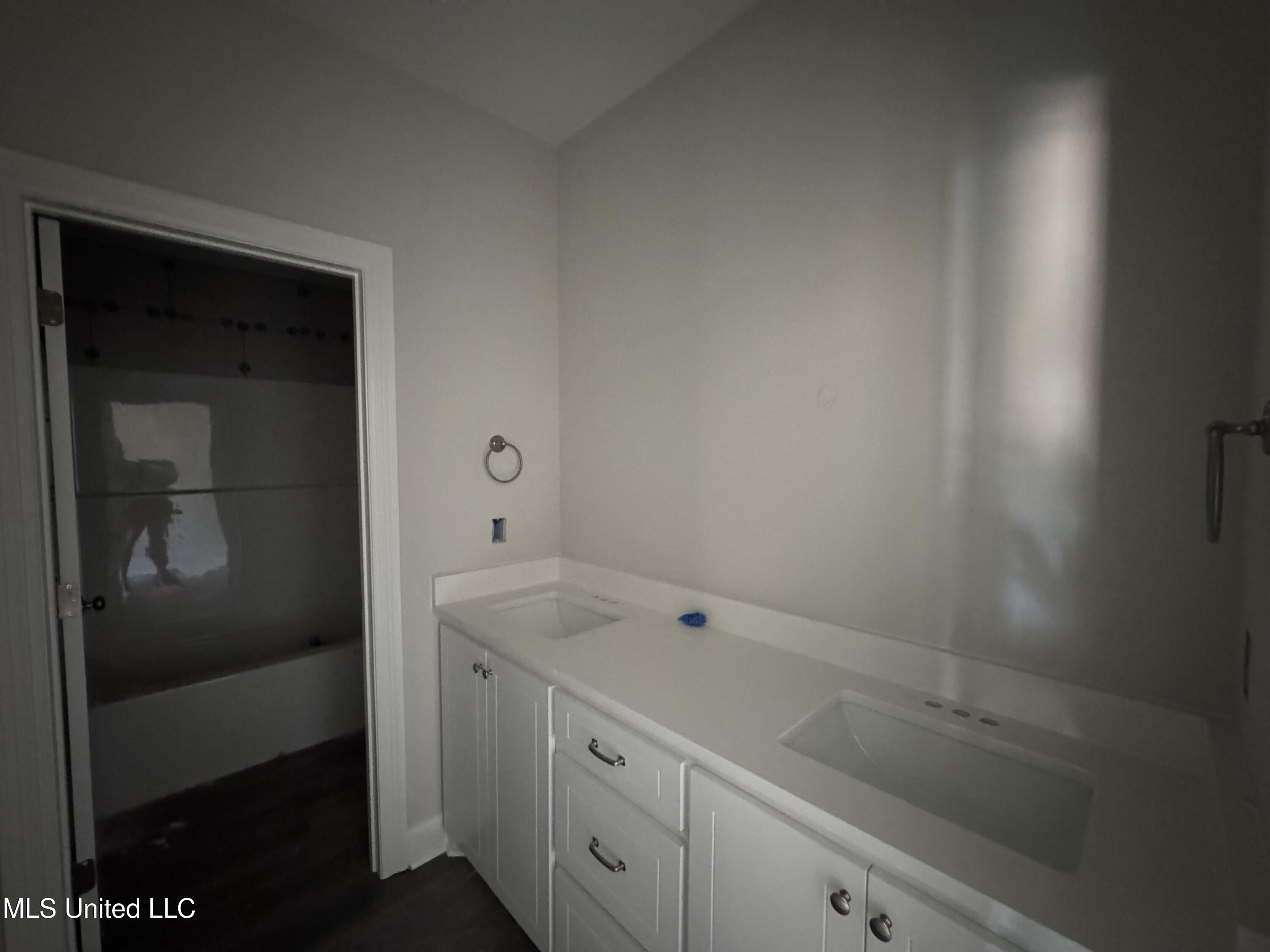 213 Anderson Oaks Drive Property Photo 14