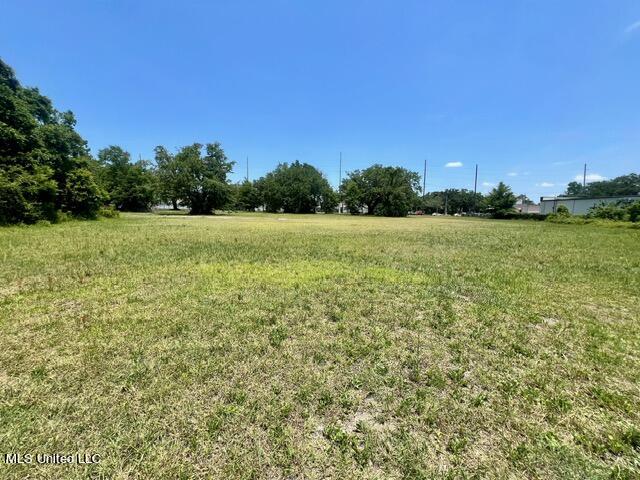 1851 Pass Road Property Photo 6