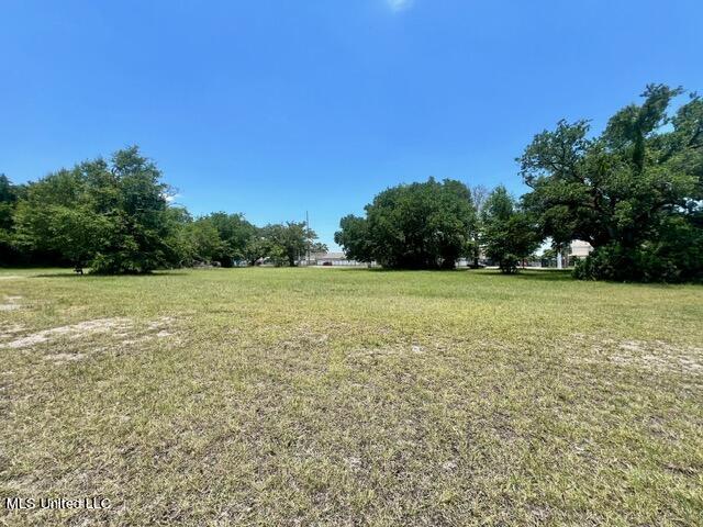 1851 Pass Road Property Photo 10