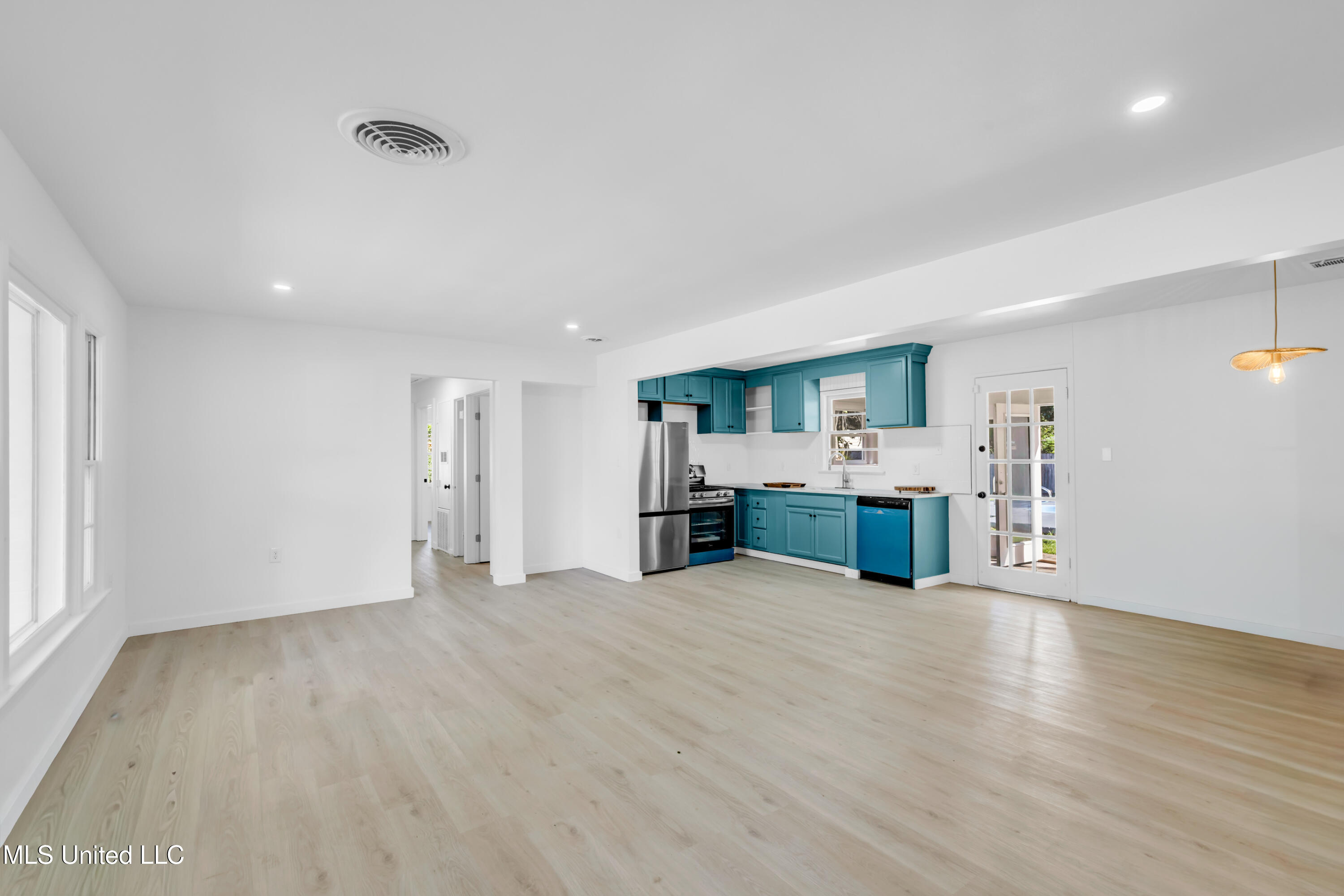 244 Beeman Drive Property Photo 5