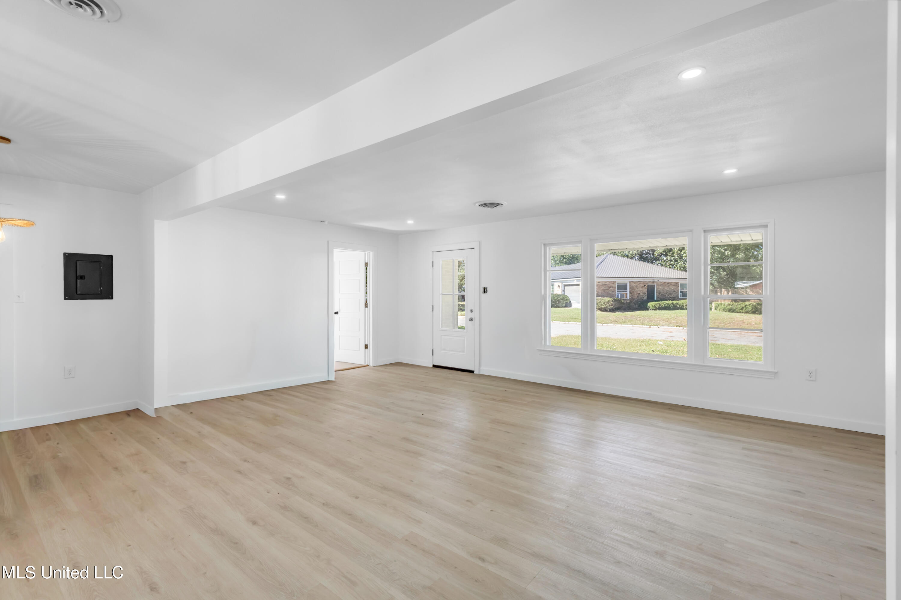 244 Beeman Drive Property Photo 8