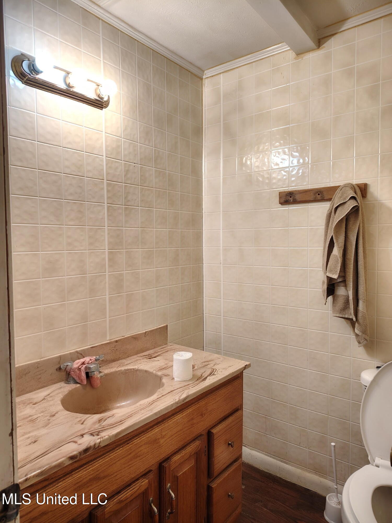 197 Halbert Thames Road Property Photo 25