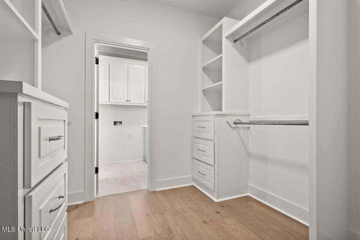 205 Lakecrest Drive Property Photo 19