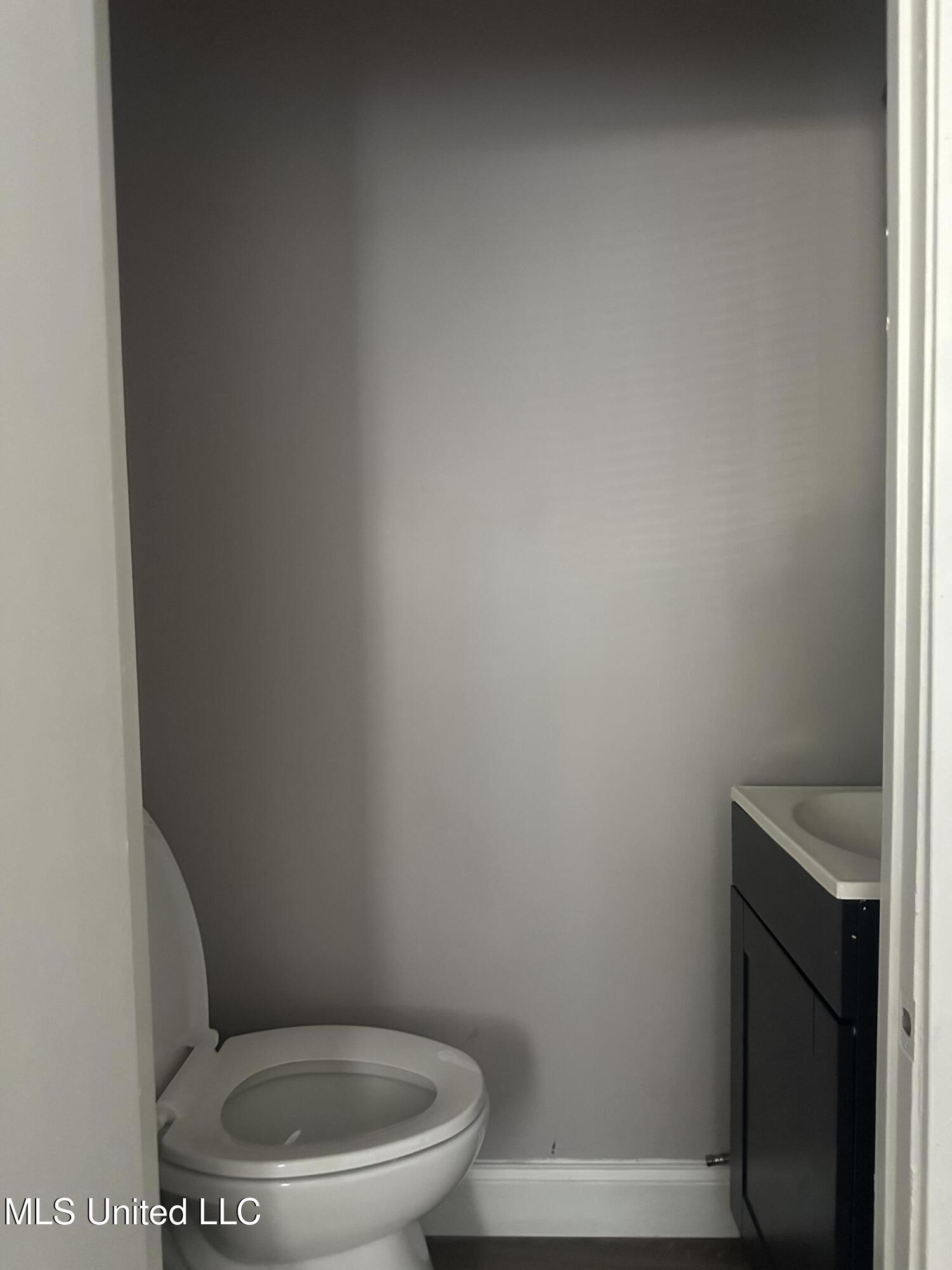 2725 Charleston Drive Property Photo 16