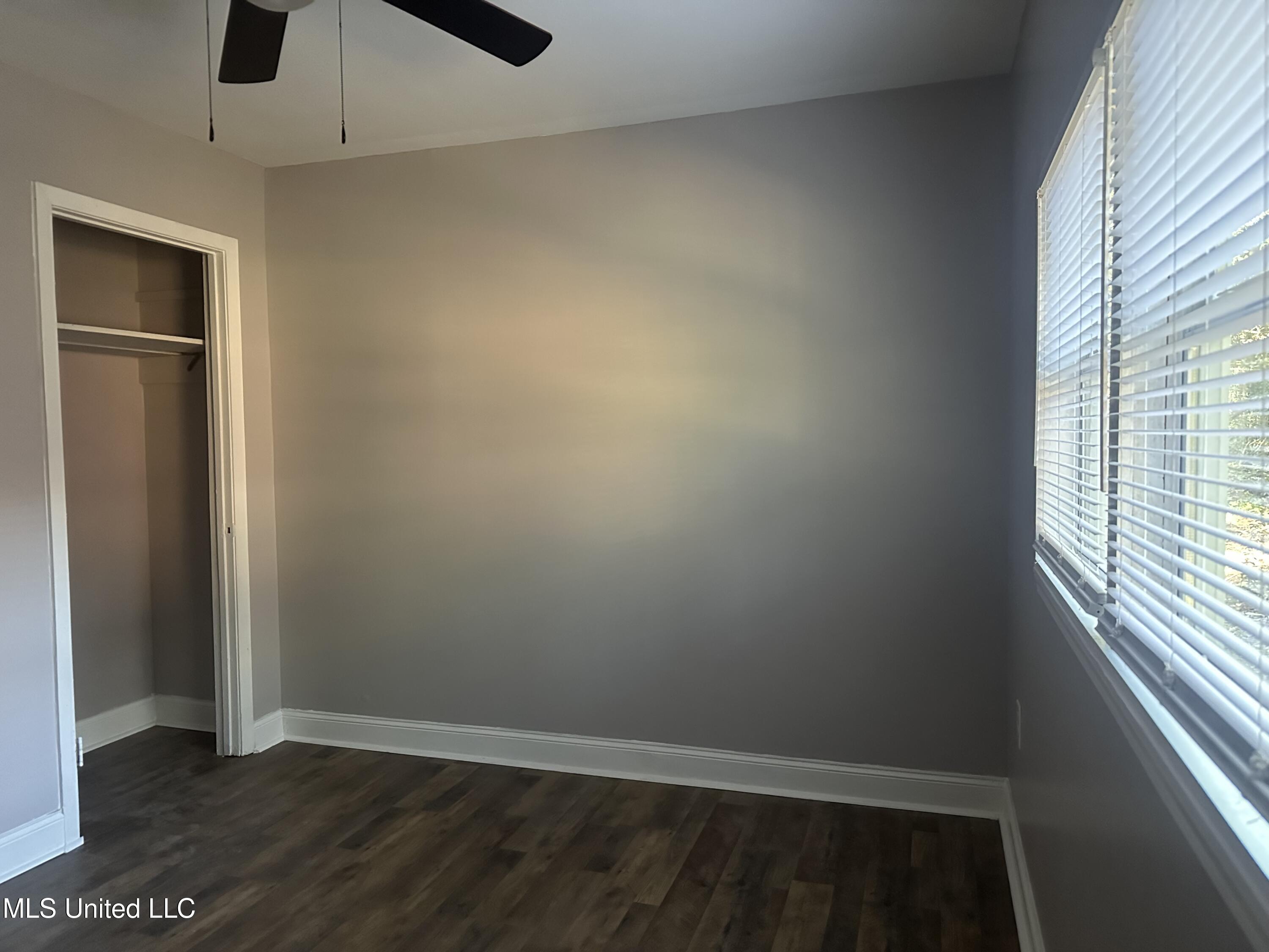 2725 Charleston Drive Property Photo 19
