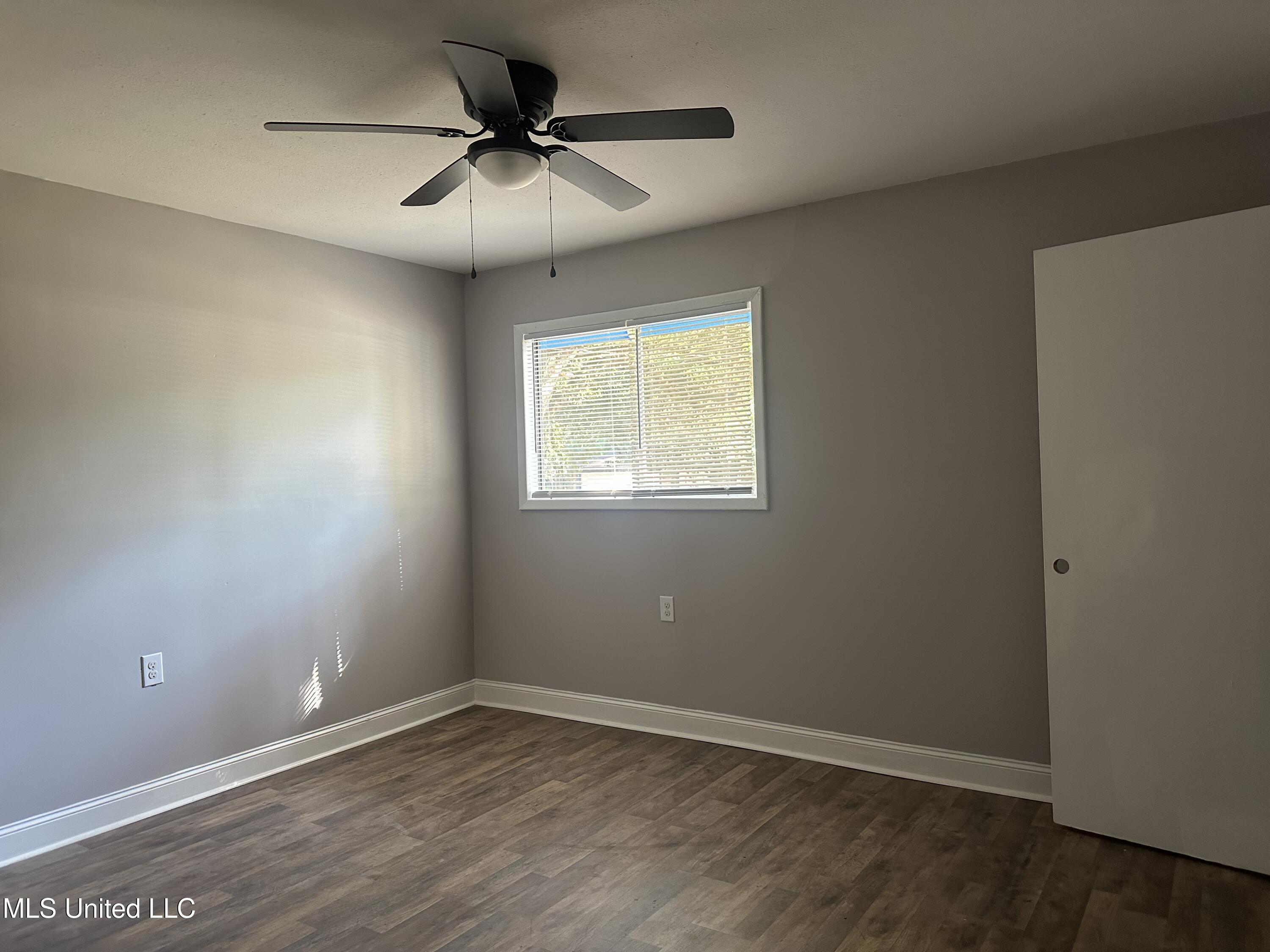 2725 Charleston Drive Property Photo 20