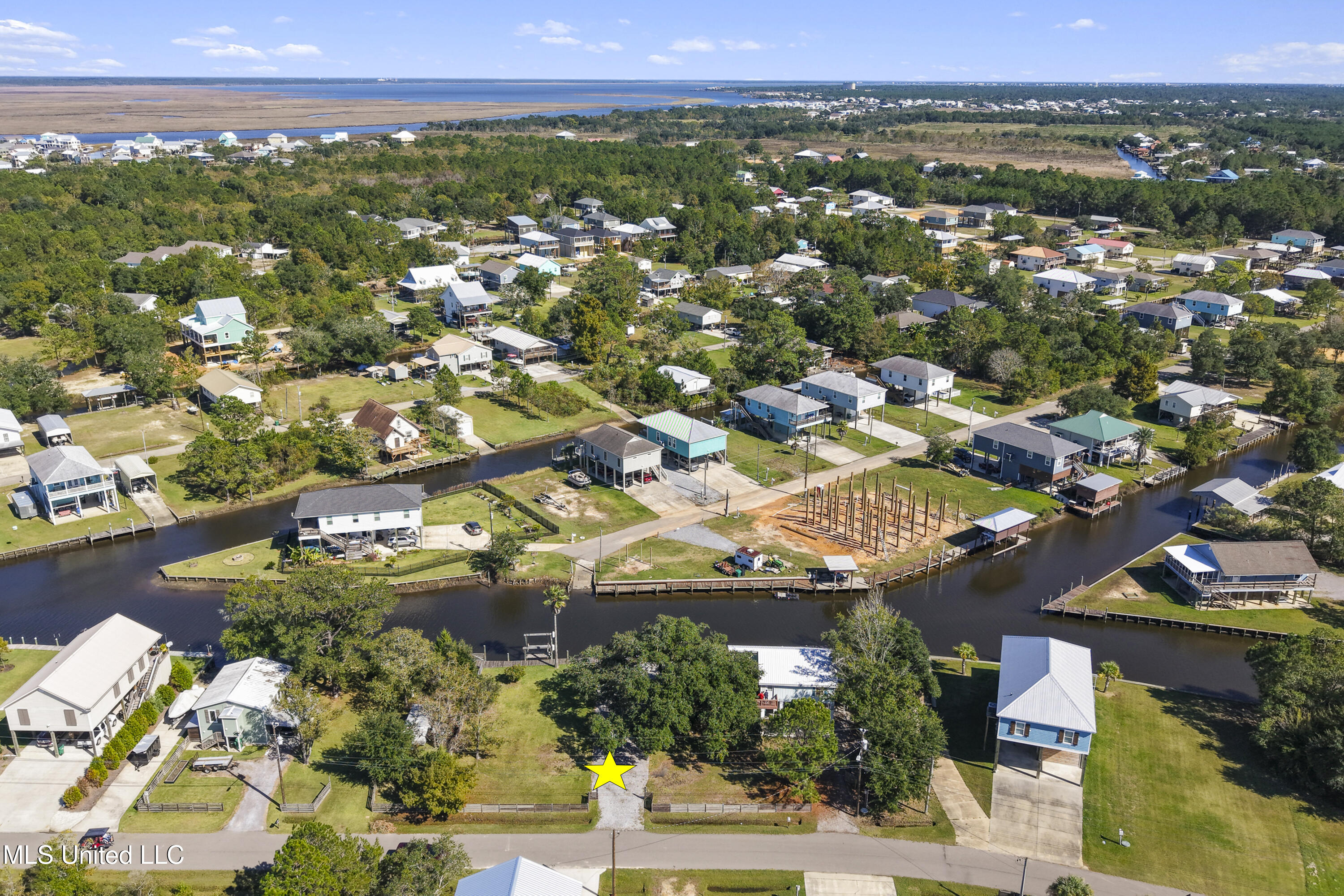 11046 New York Street Property Photo 33