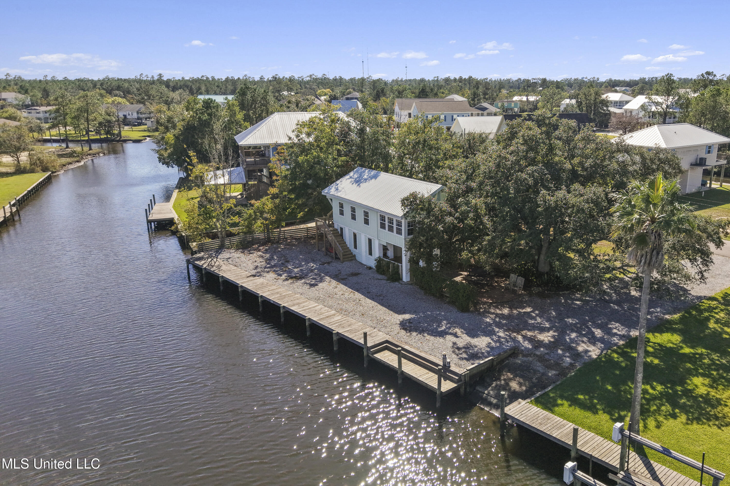 11046 New York Street Property Photo 36