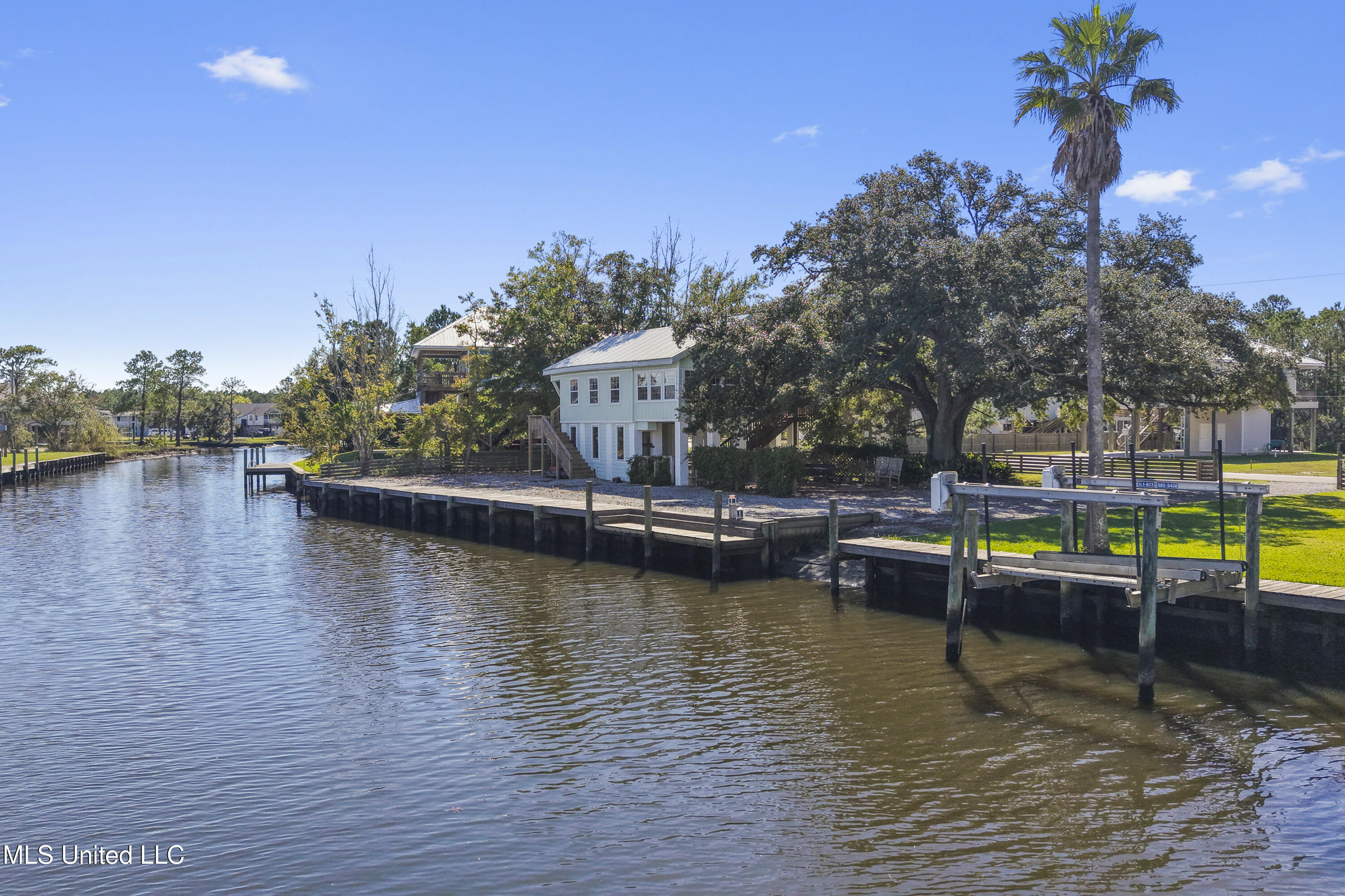 11046 New York Street Property Photo 37