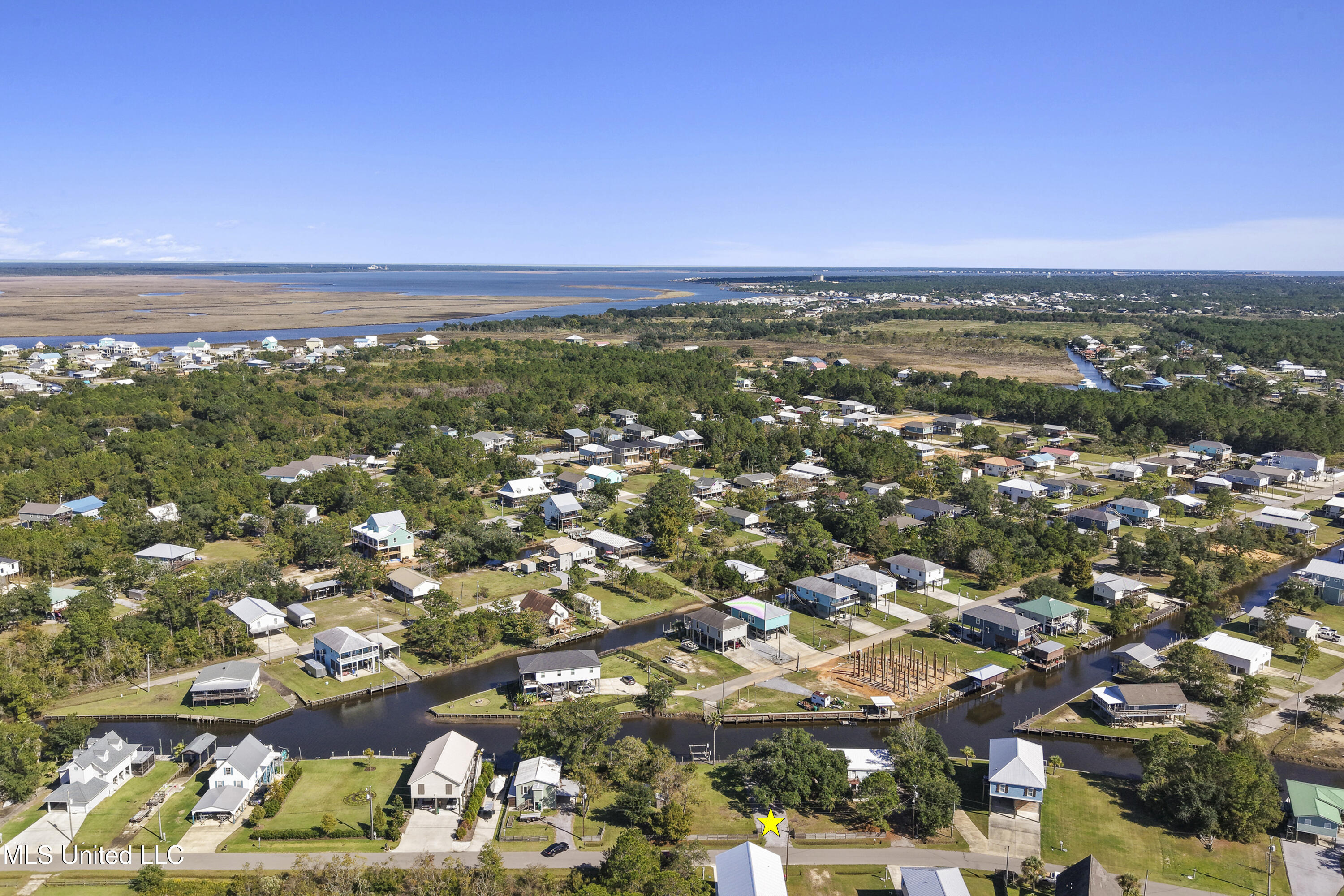 11046 New York Street Property Photo 38