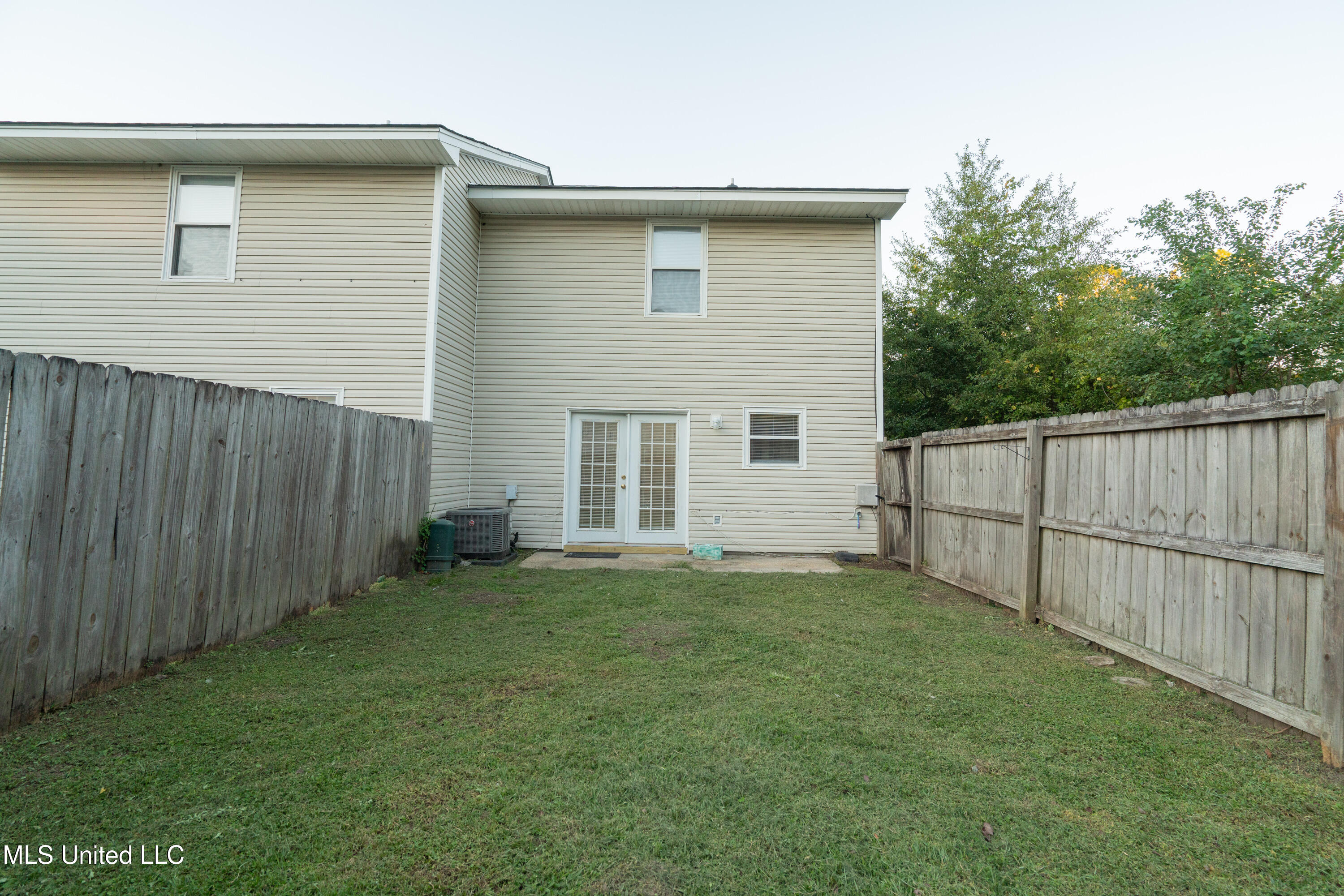 20111 Daugherty Road Property Photo 14