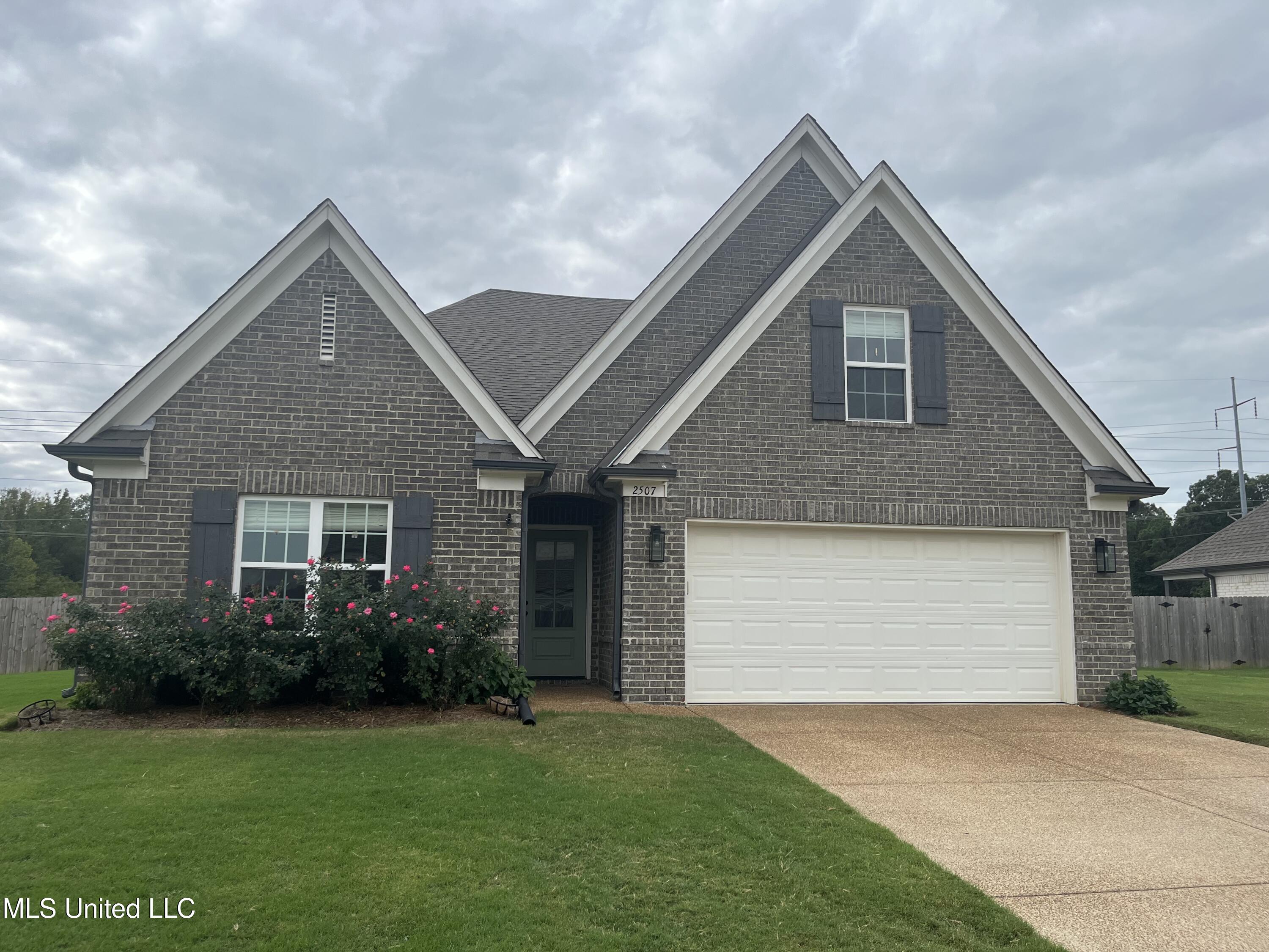 2507 Copper Street Property Photo 1