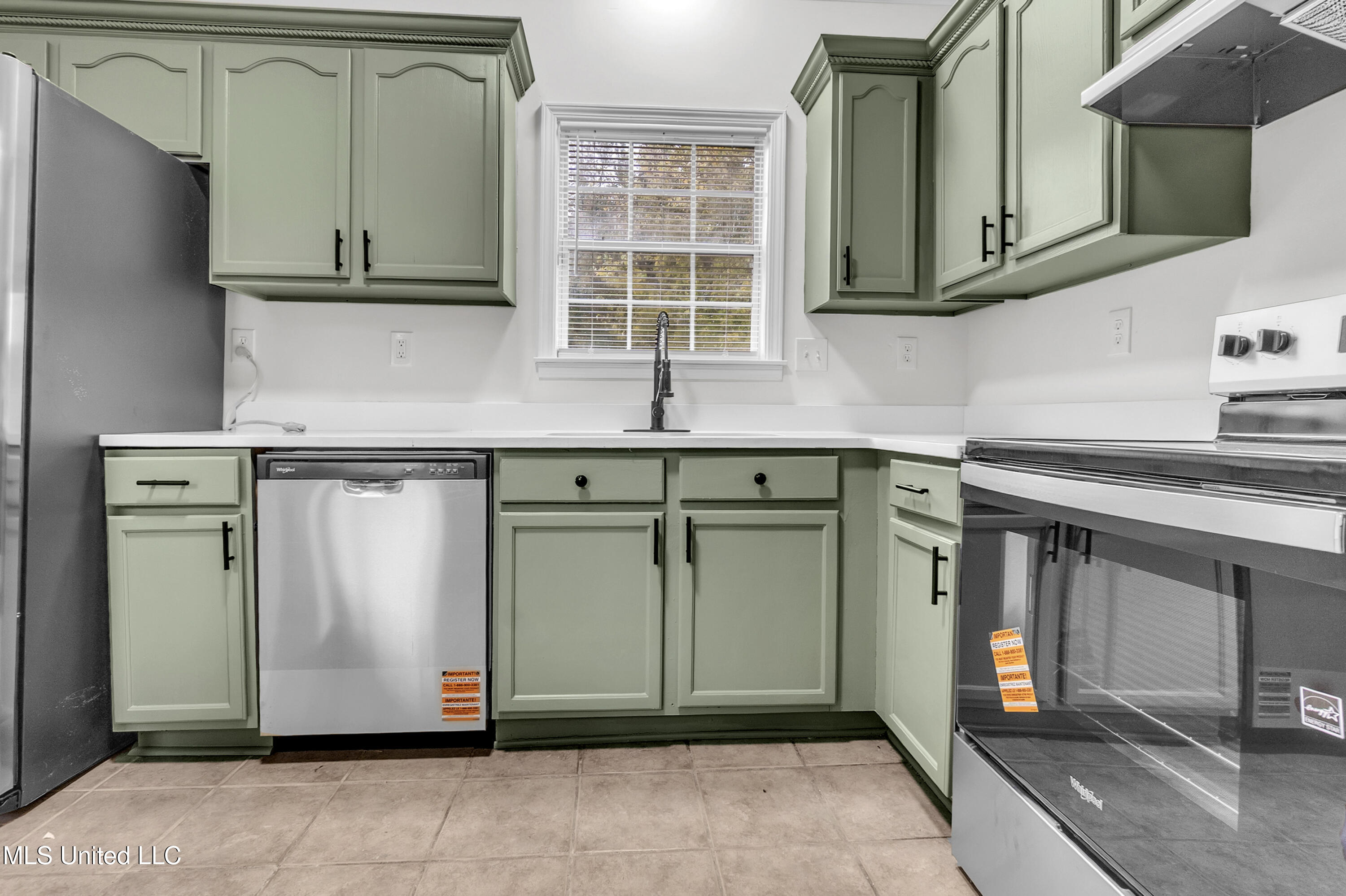 959 Scotch Pine Cove Property Photo 11