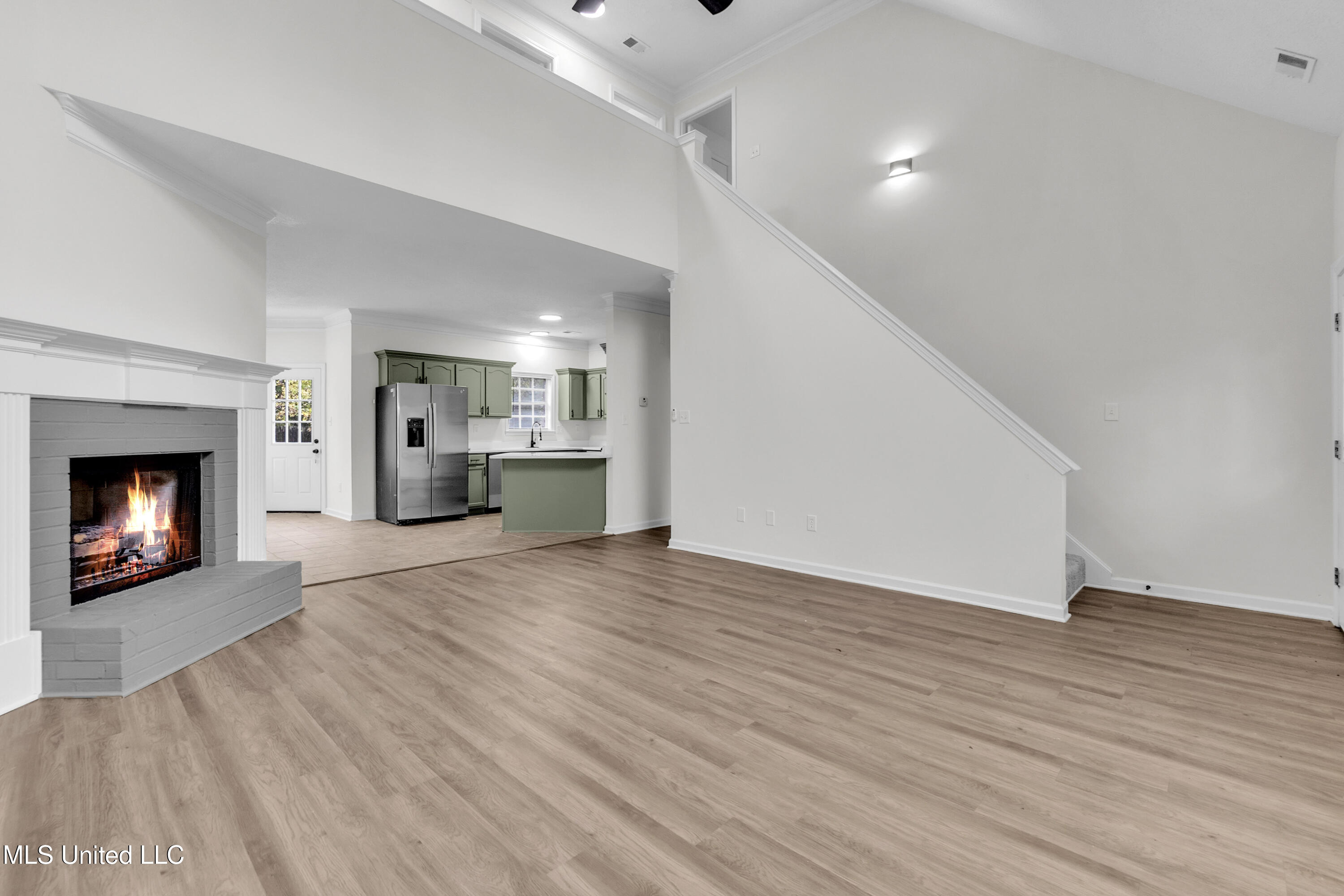 959 Scotch Pine Cove Property Photo 14