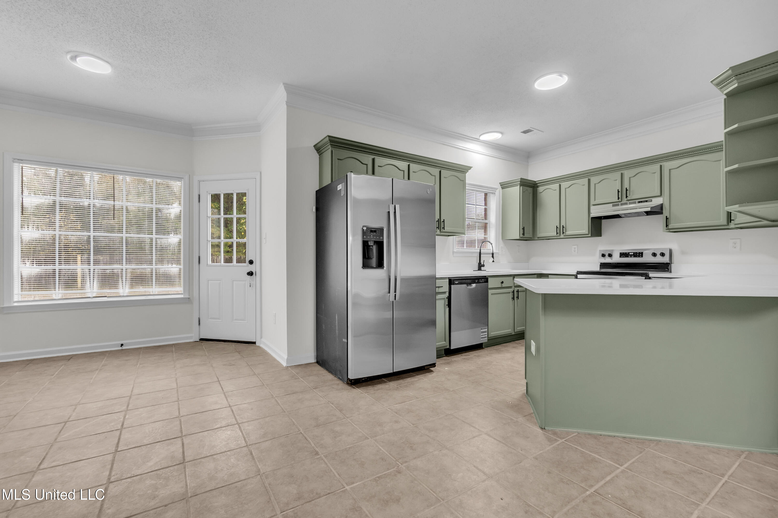 959 Scotch Pine Cove Property Photo 15