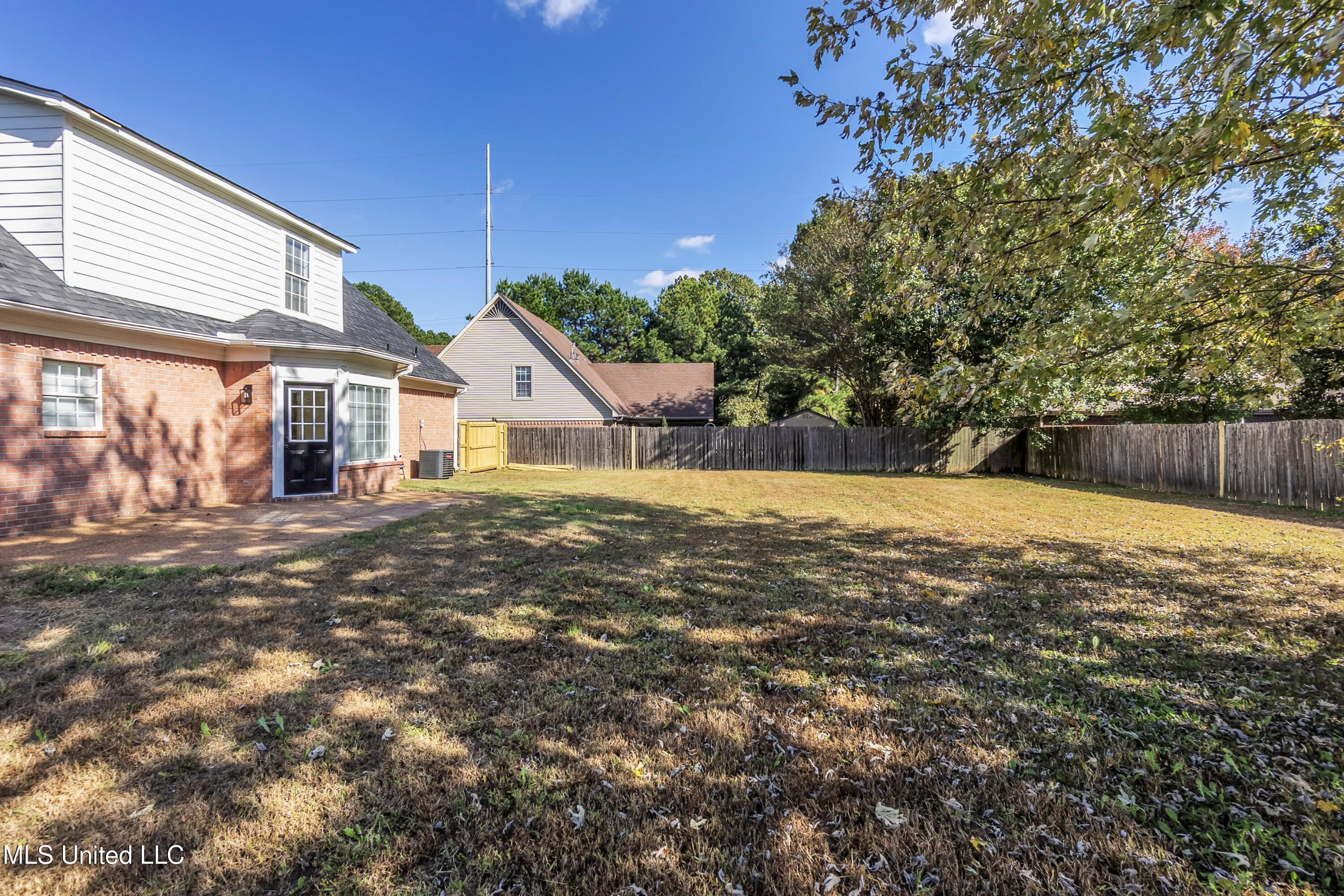 959 Scotch Pine Cove Property Photo 32