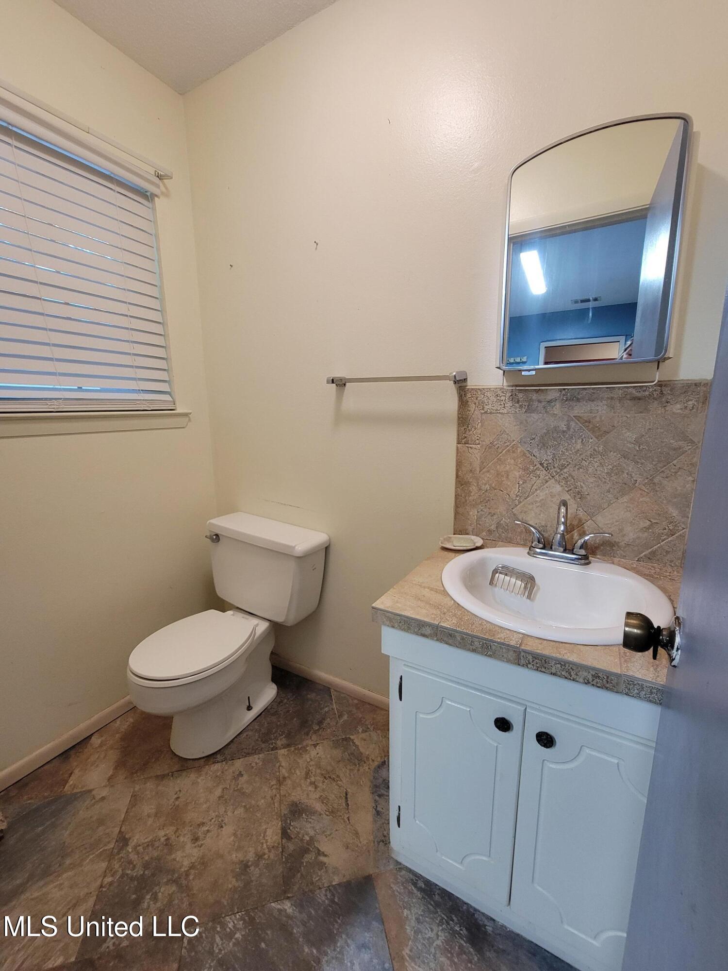 3954 River Pine Drive Property Photo 15