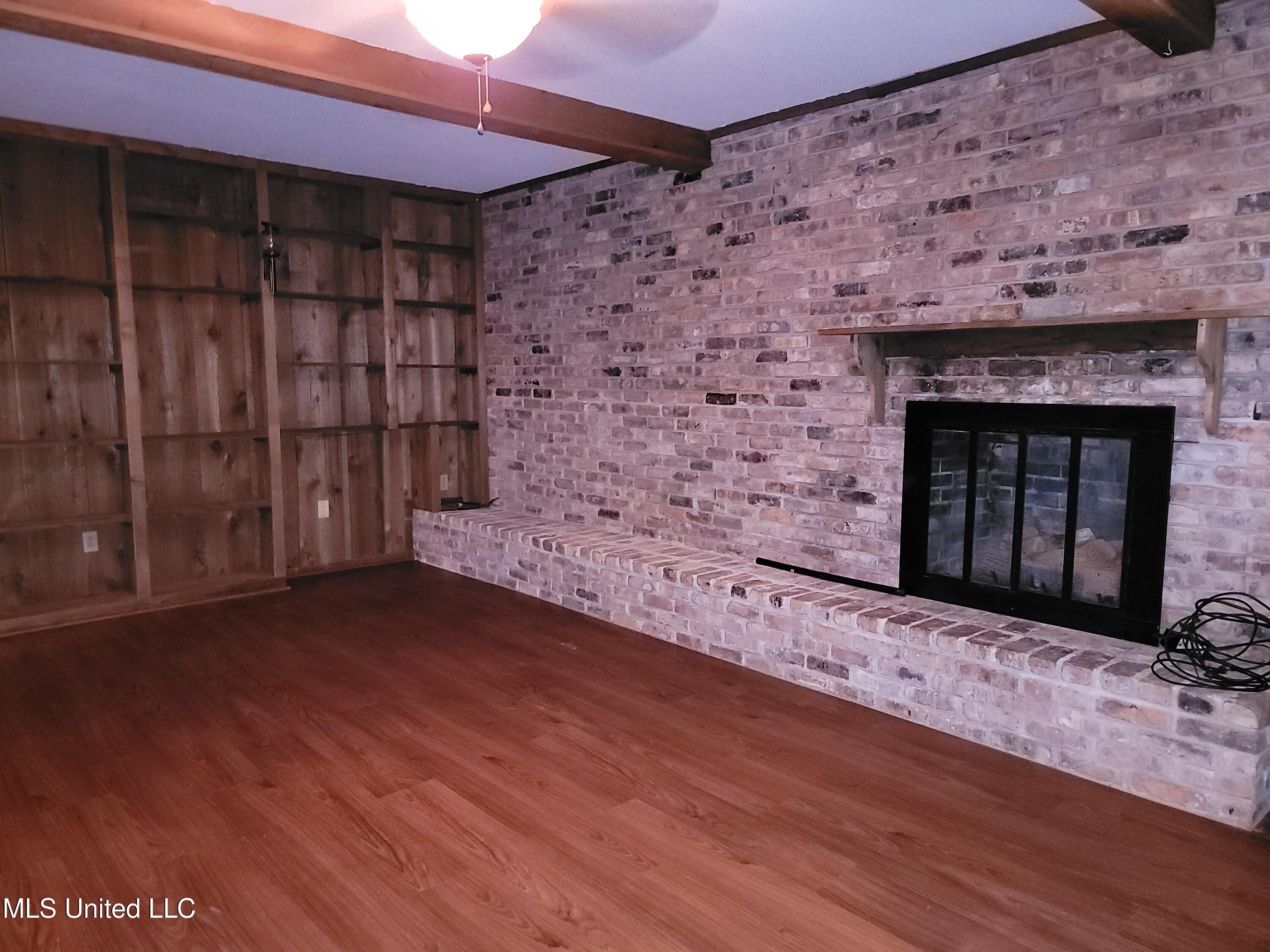 3954 River Pine Drive Property Photo 16