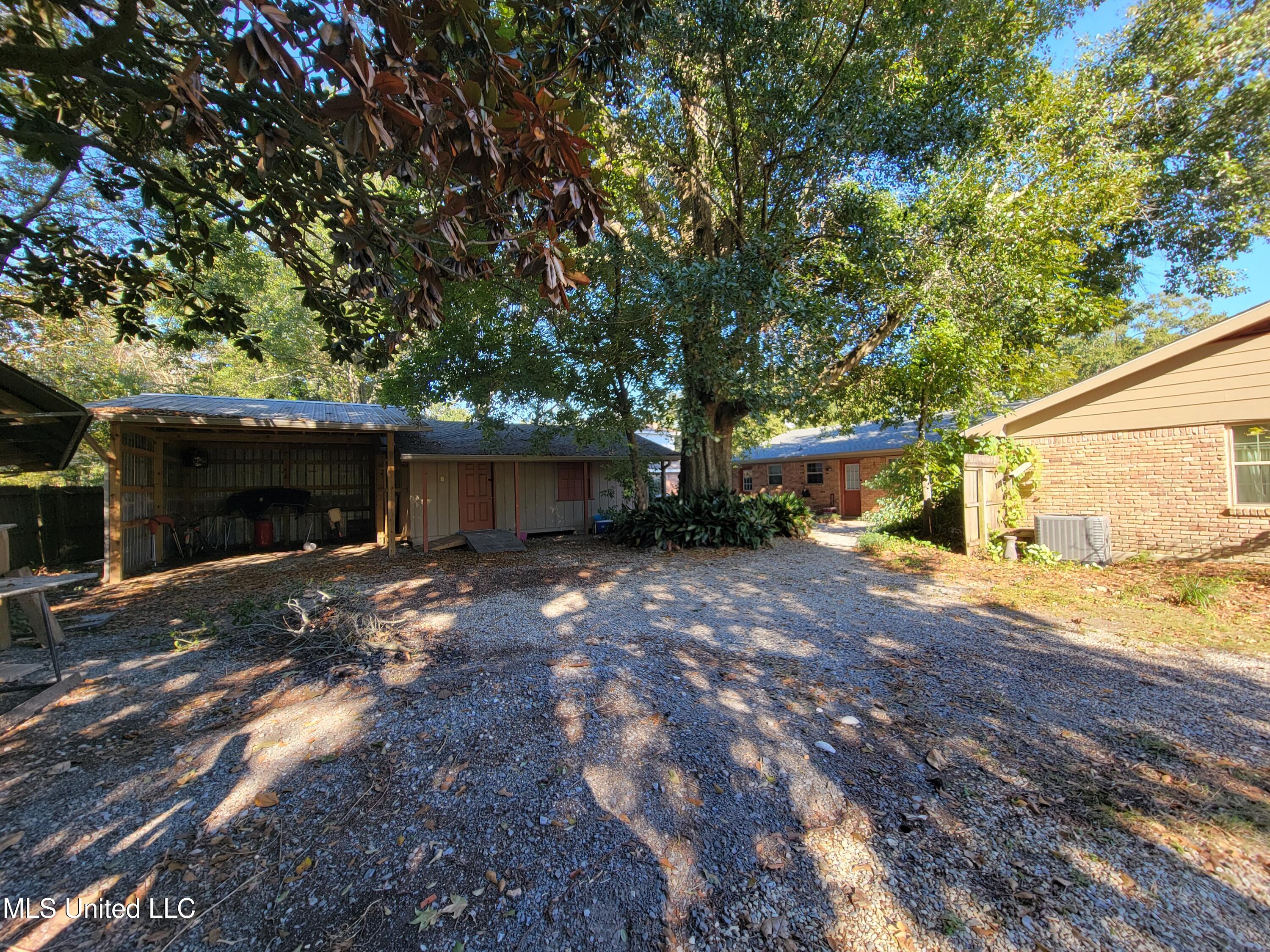 3954 River Pine Drive Property Photo 28