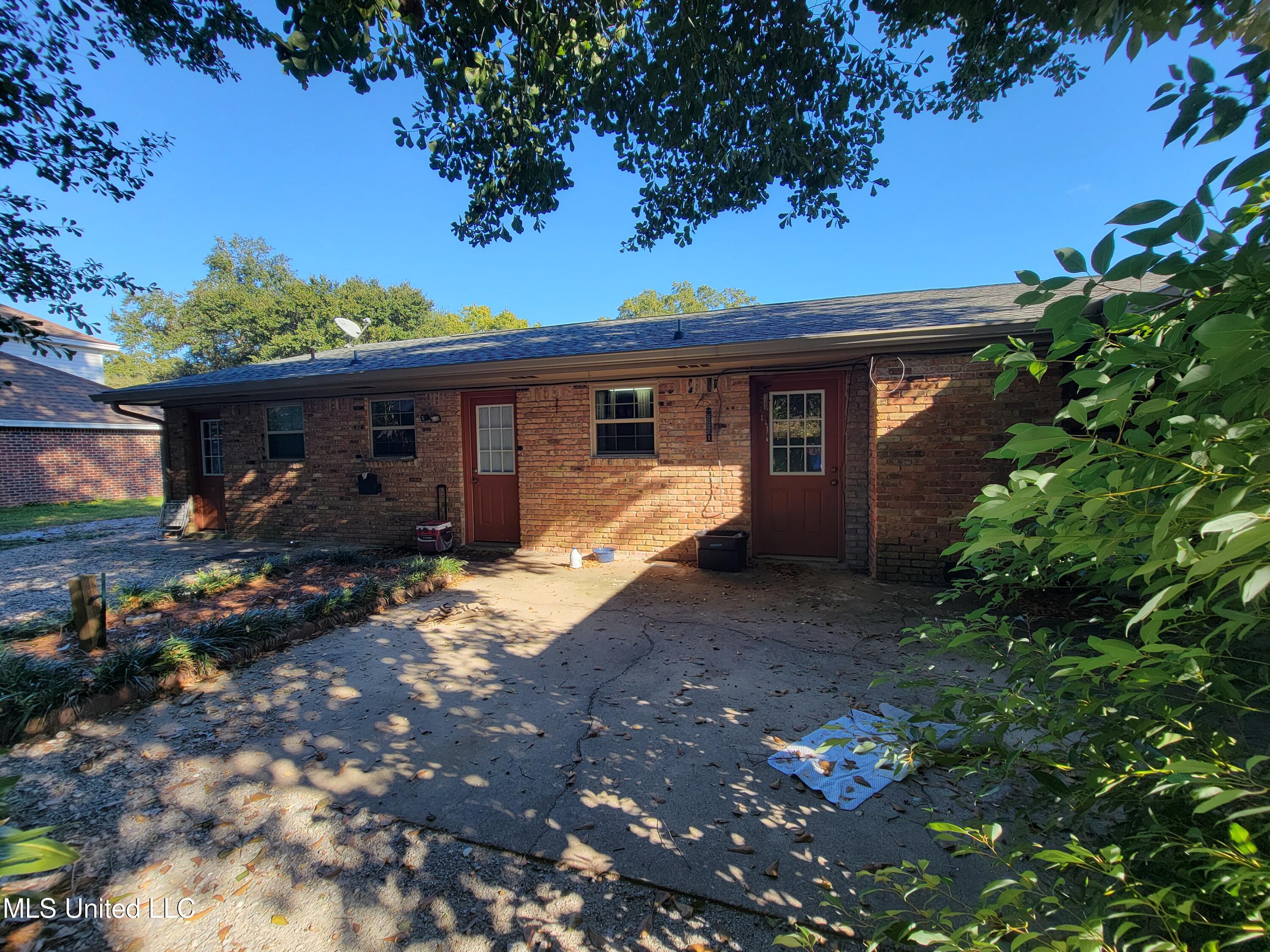 3954 River Pine Drive Property Photo 29