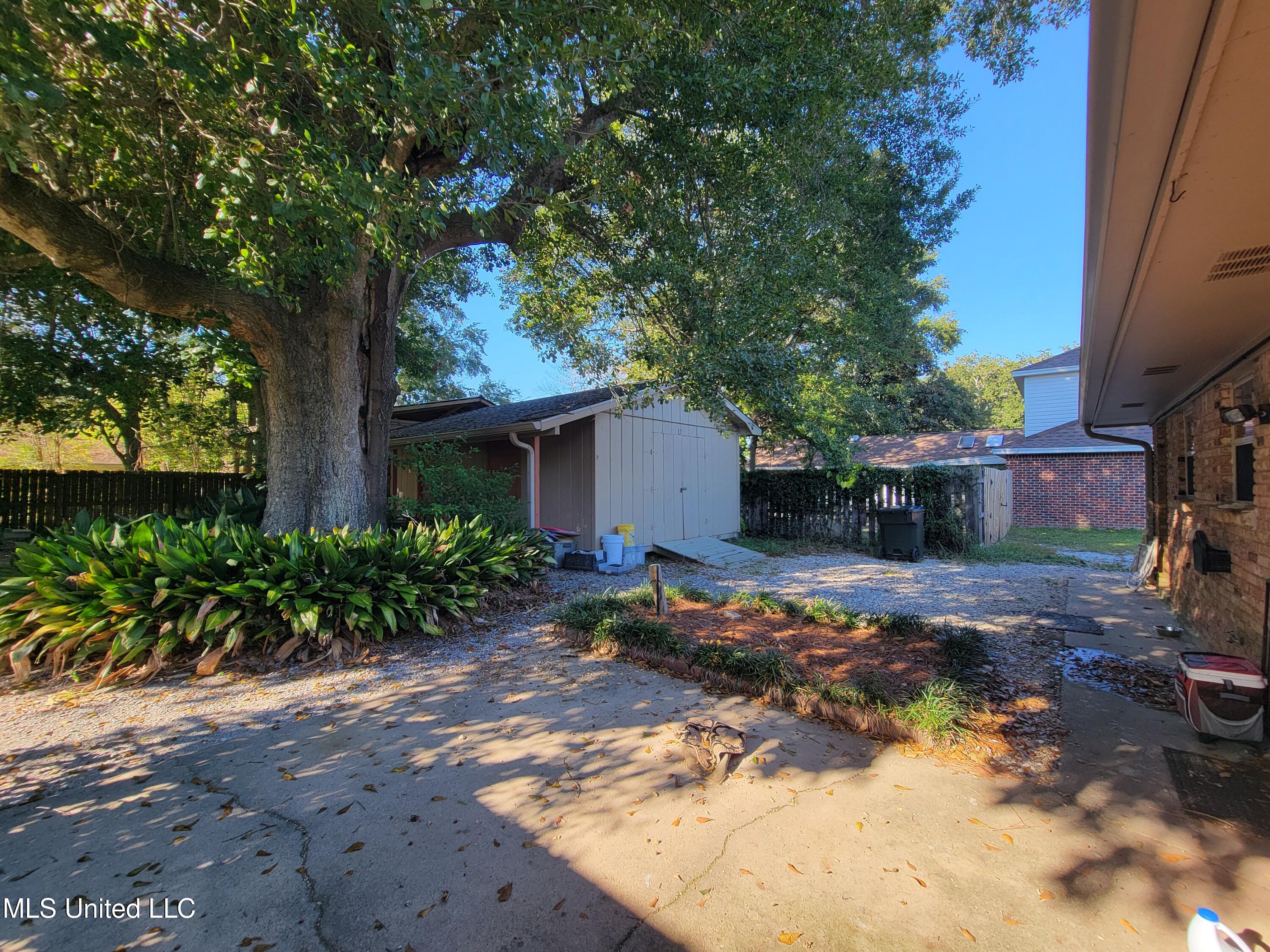 3954 River Pine Drive Property Photo 30