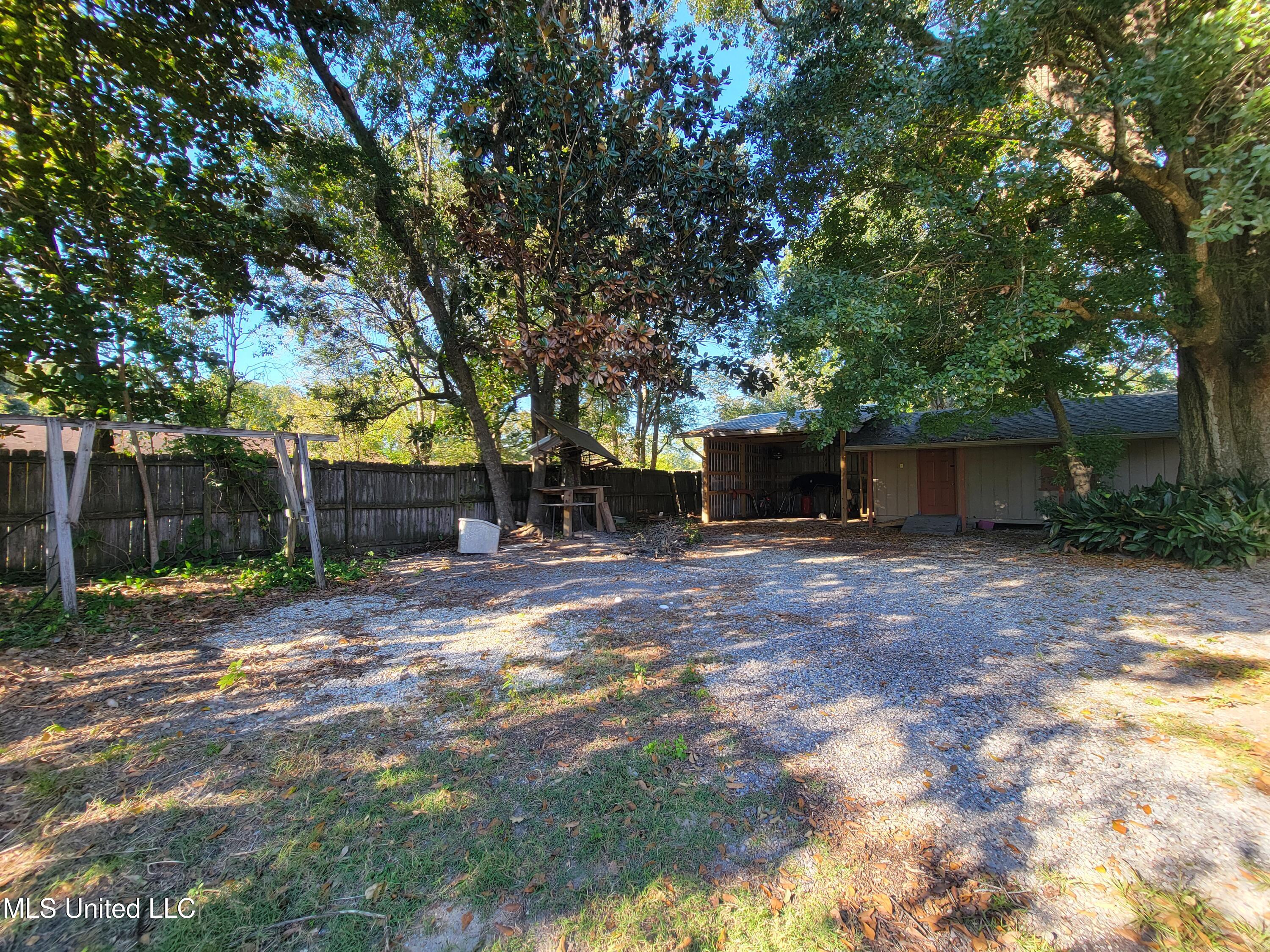 3954 River Pine Drive Property Photo 40