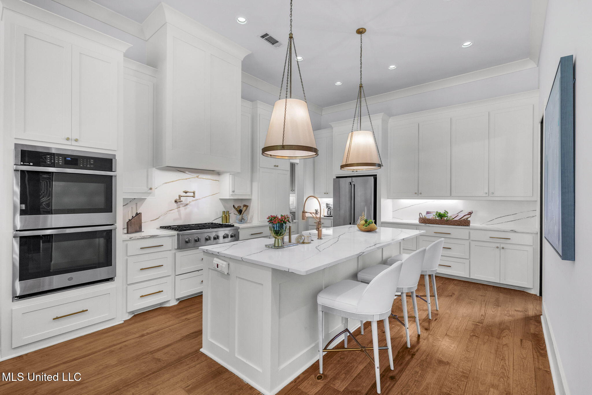 323 Penrose Place Property Photo 22