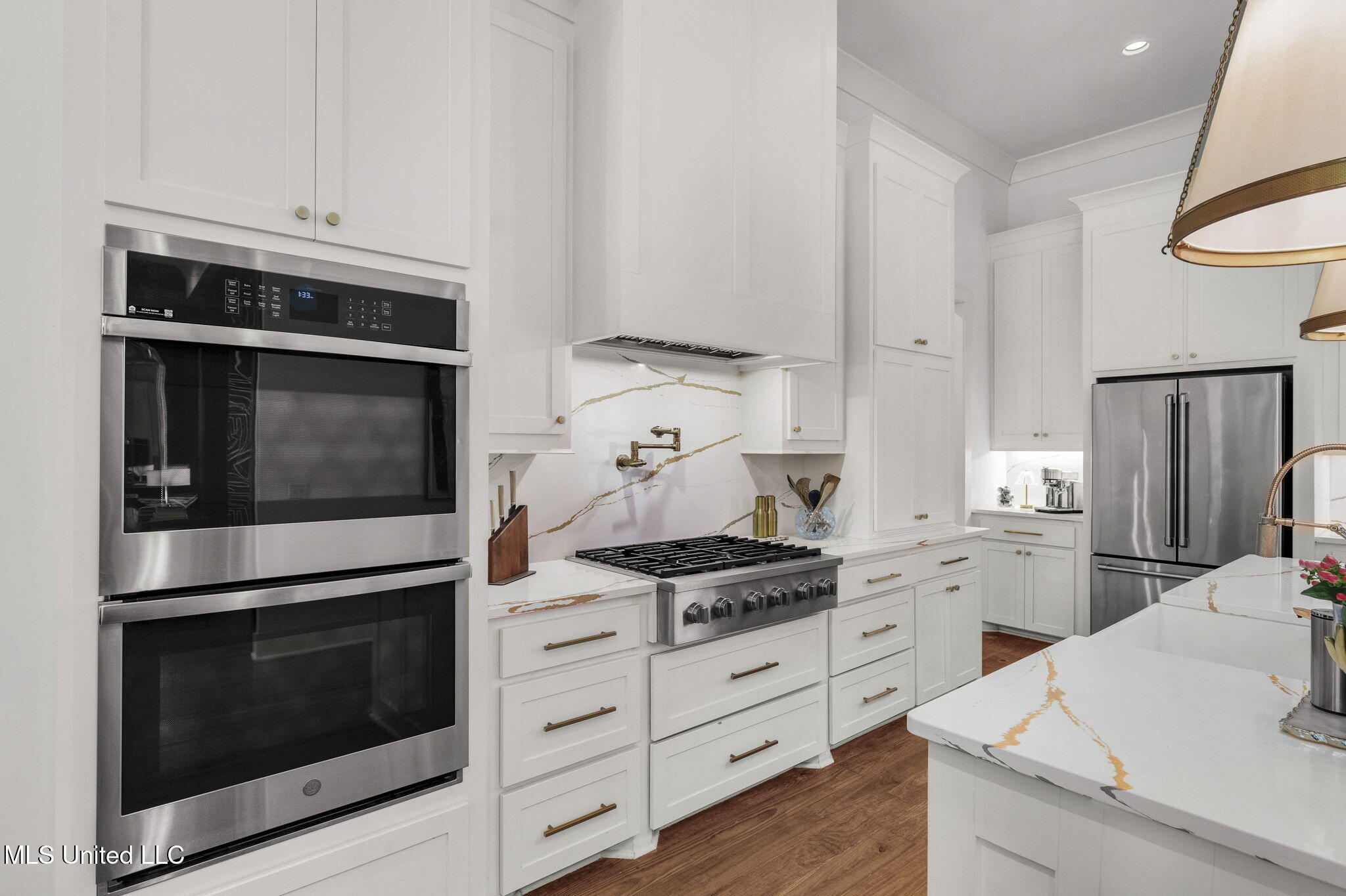 323 Penrose Place Property Photo 23