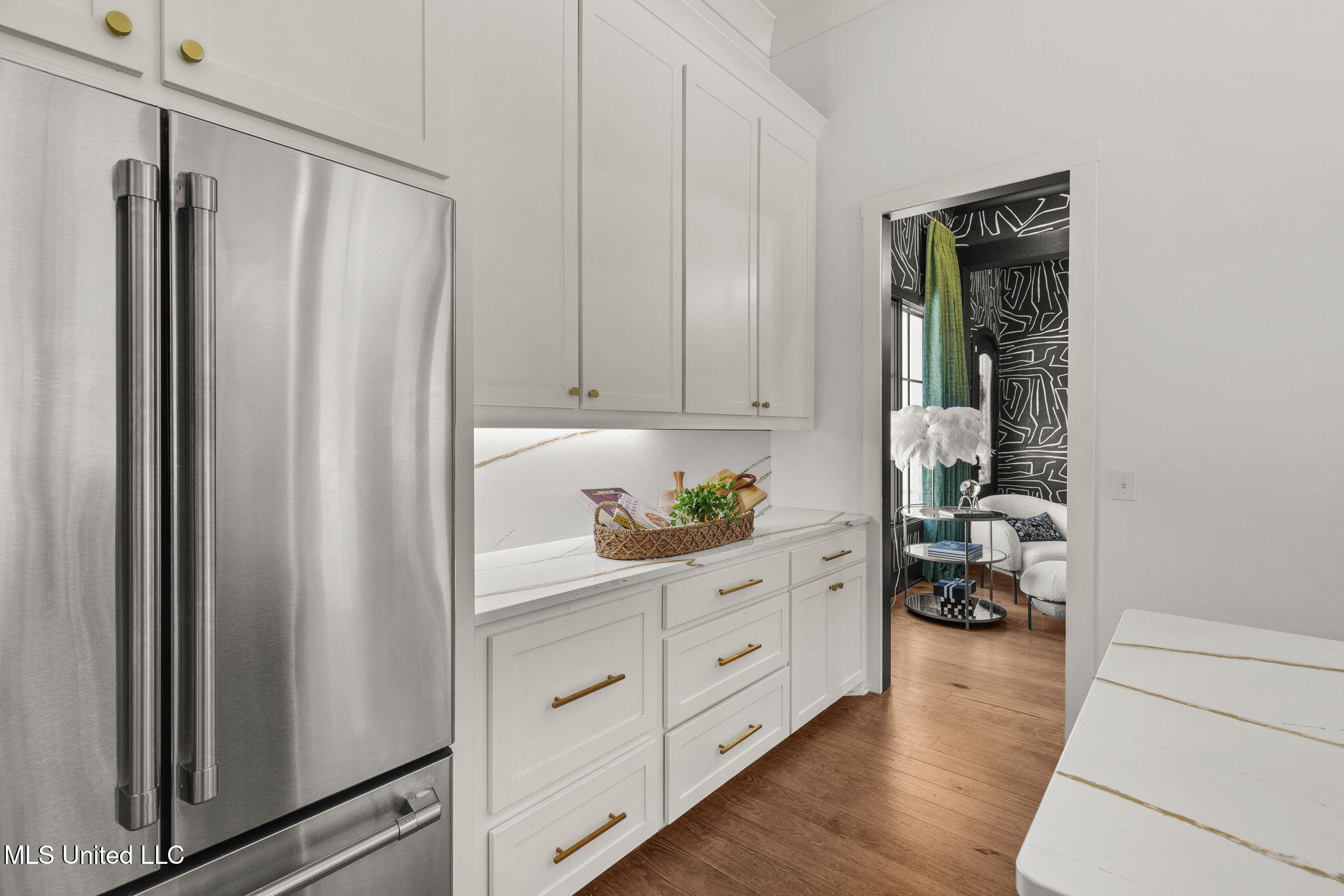 323 Penrose Place Property Photo 26