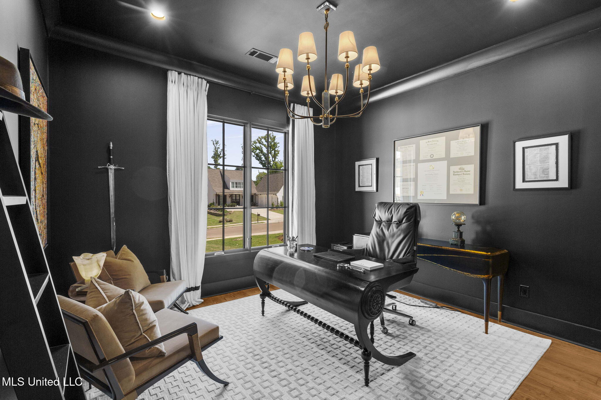 323 Penrose Place Property Photo 38