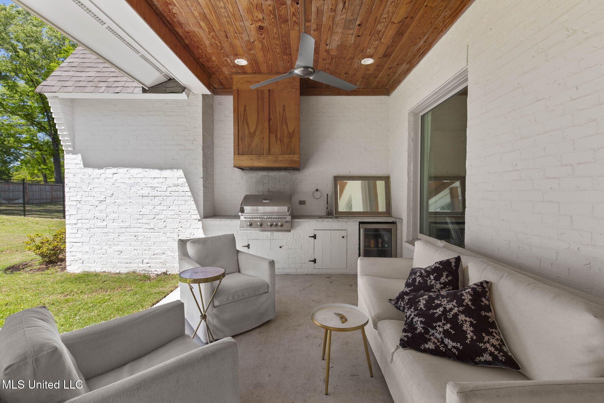 323 Penrose Place Property Photo 53