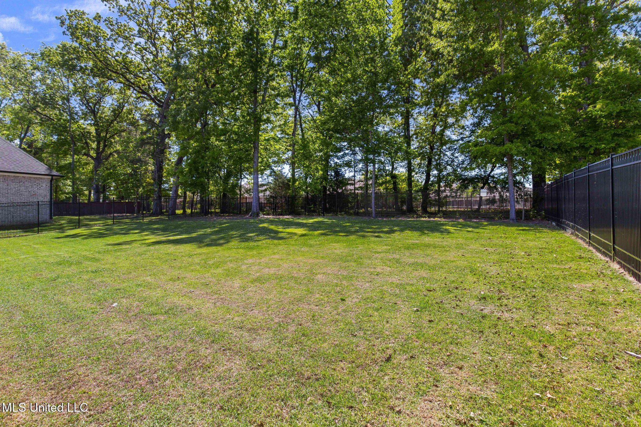 323 Penrose Place Property Photo 58