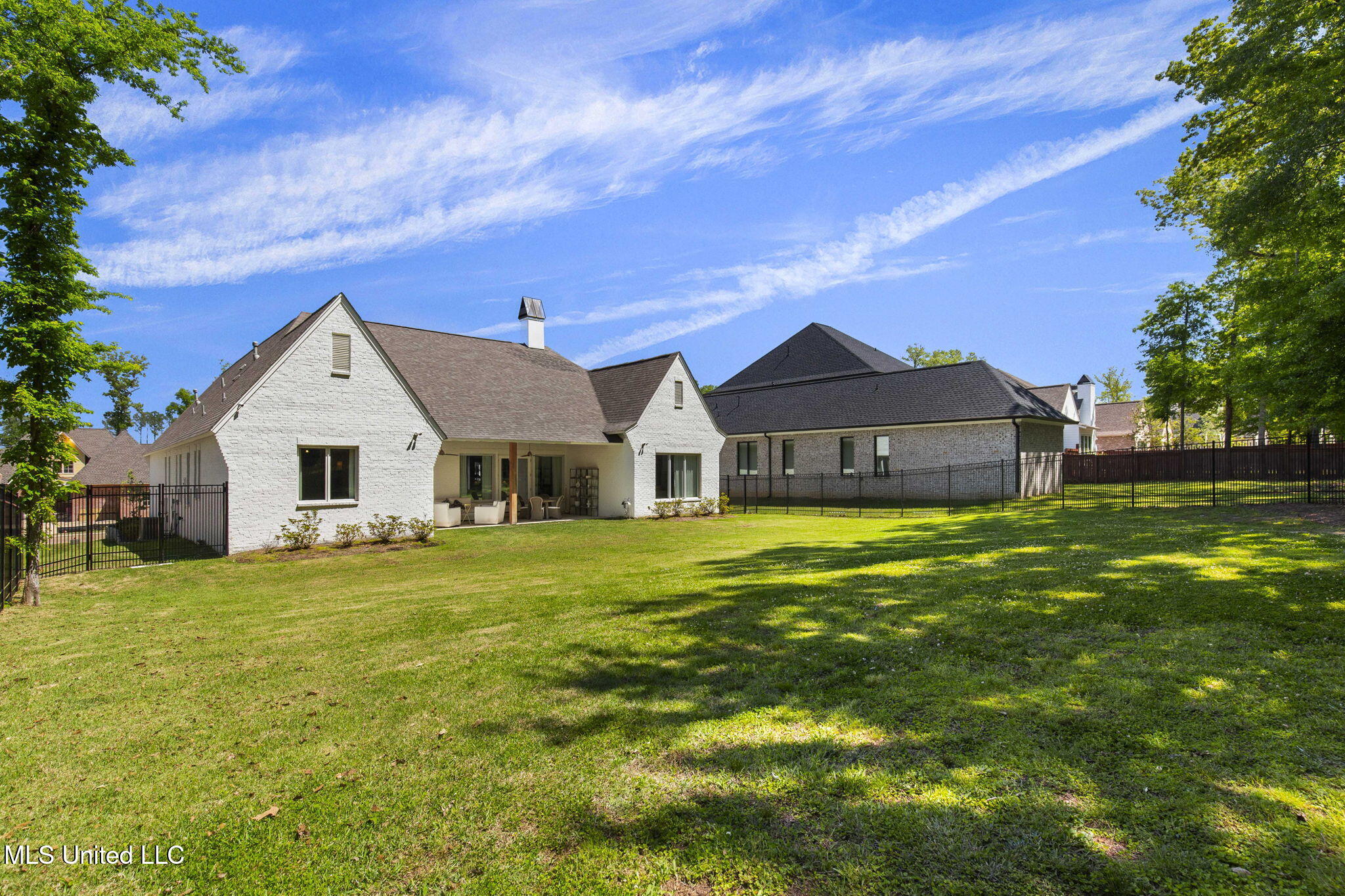 323 Penrose Place Property Photo 59