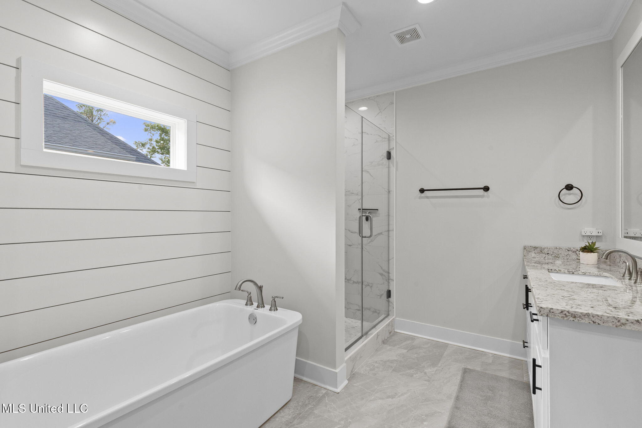 433 Crossvine Place Property Photo 24