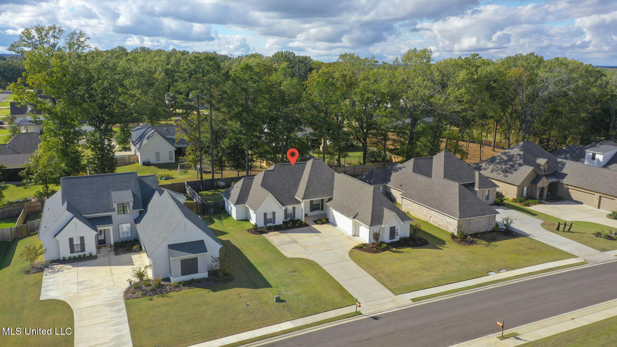 433 Crossvine Place Property Photo 44