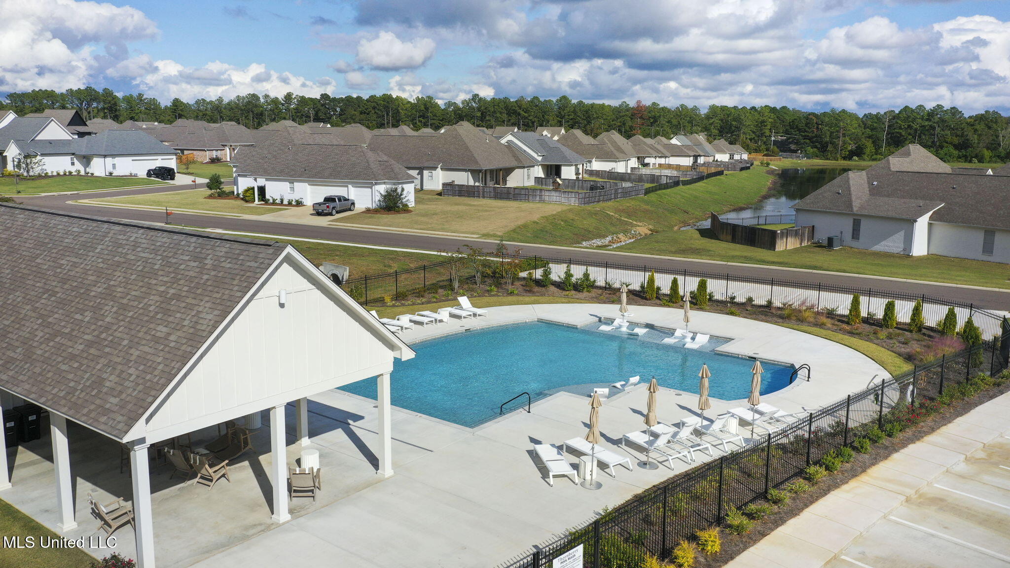 433 Crossvine Place Property Photo 51