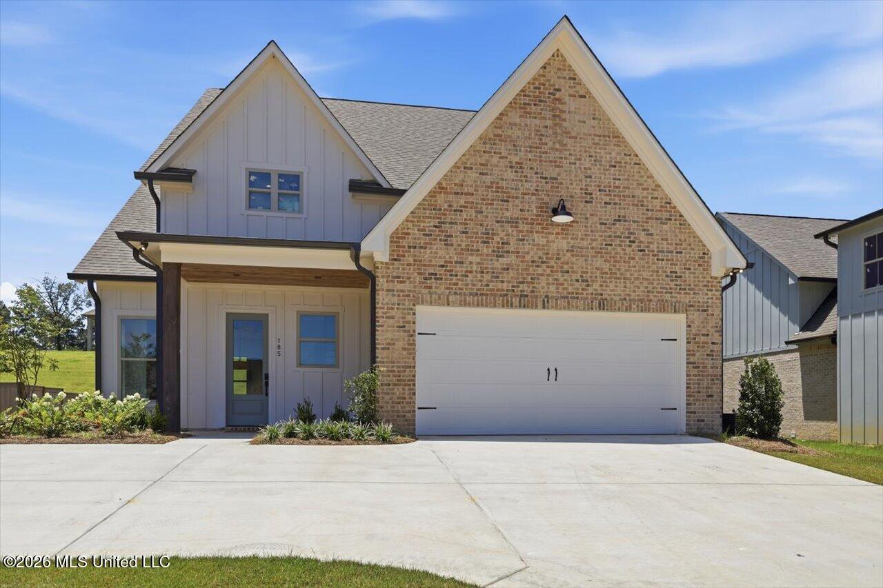 185 Bronson Bend Property Photo 1