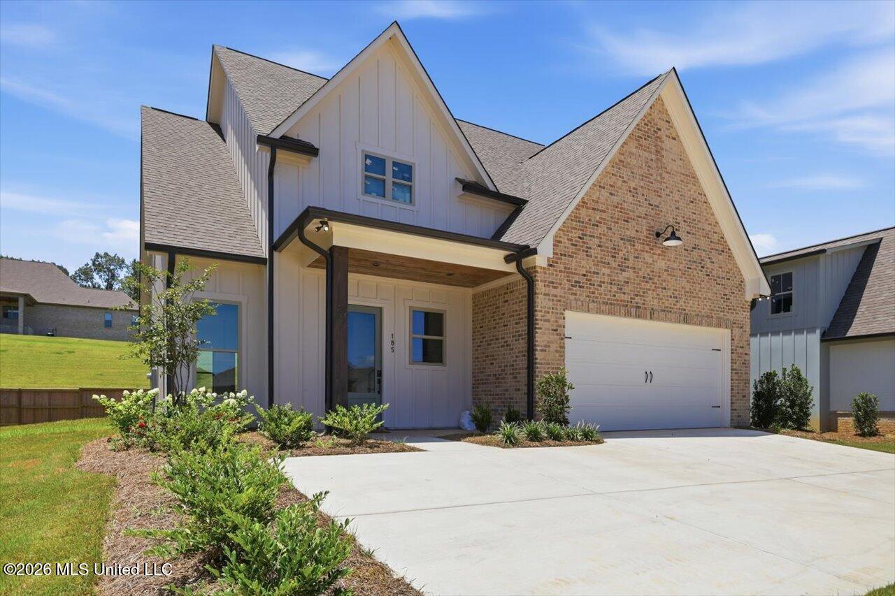 185 Bronson Bend Property Photo 2