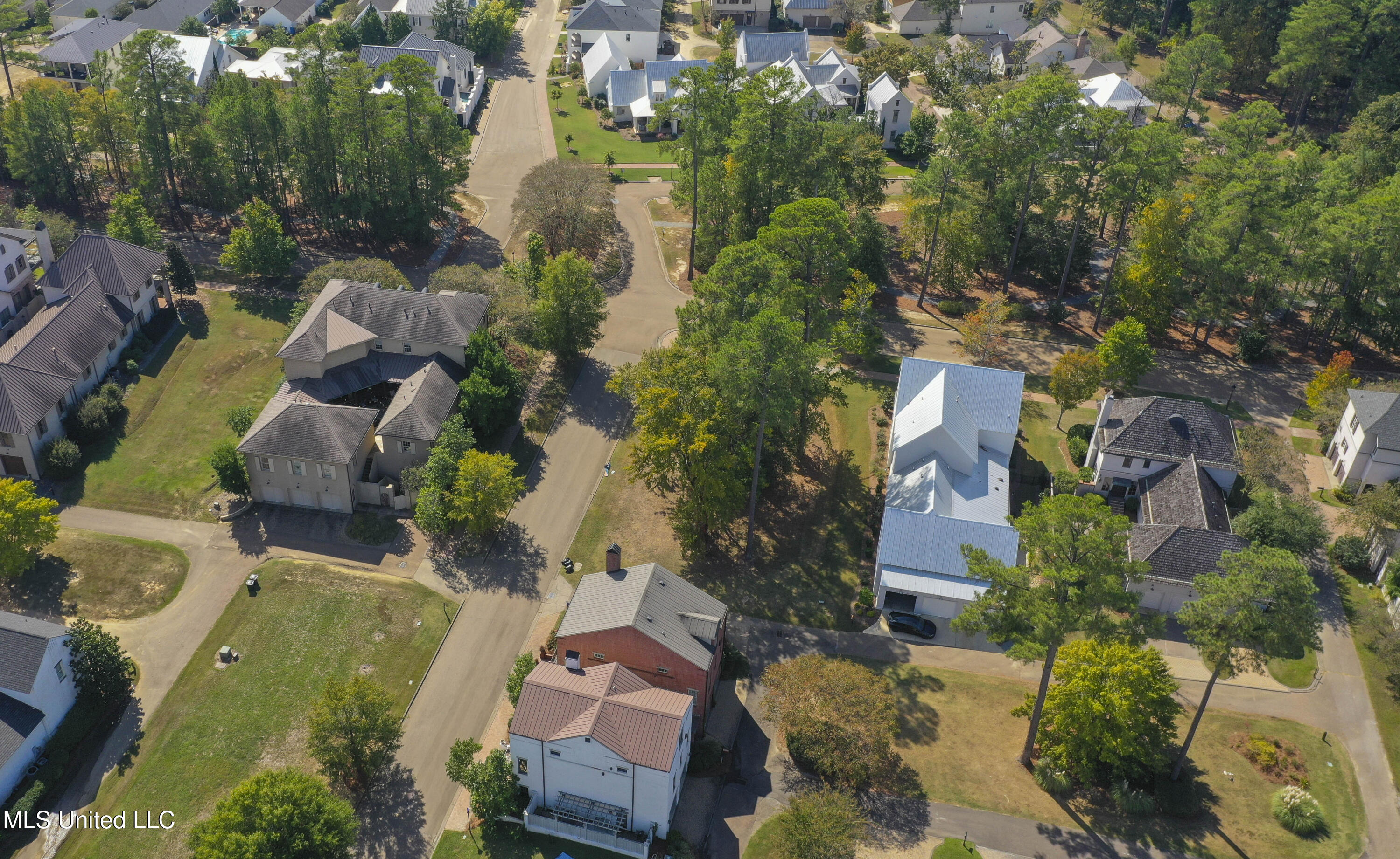 126 W Florida Boulevard Property Photo 2