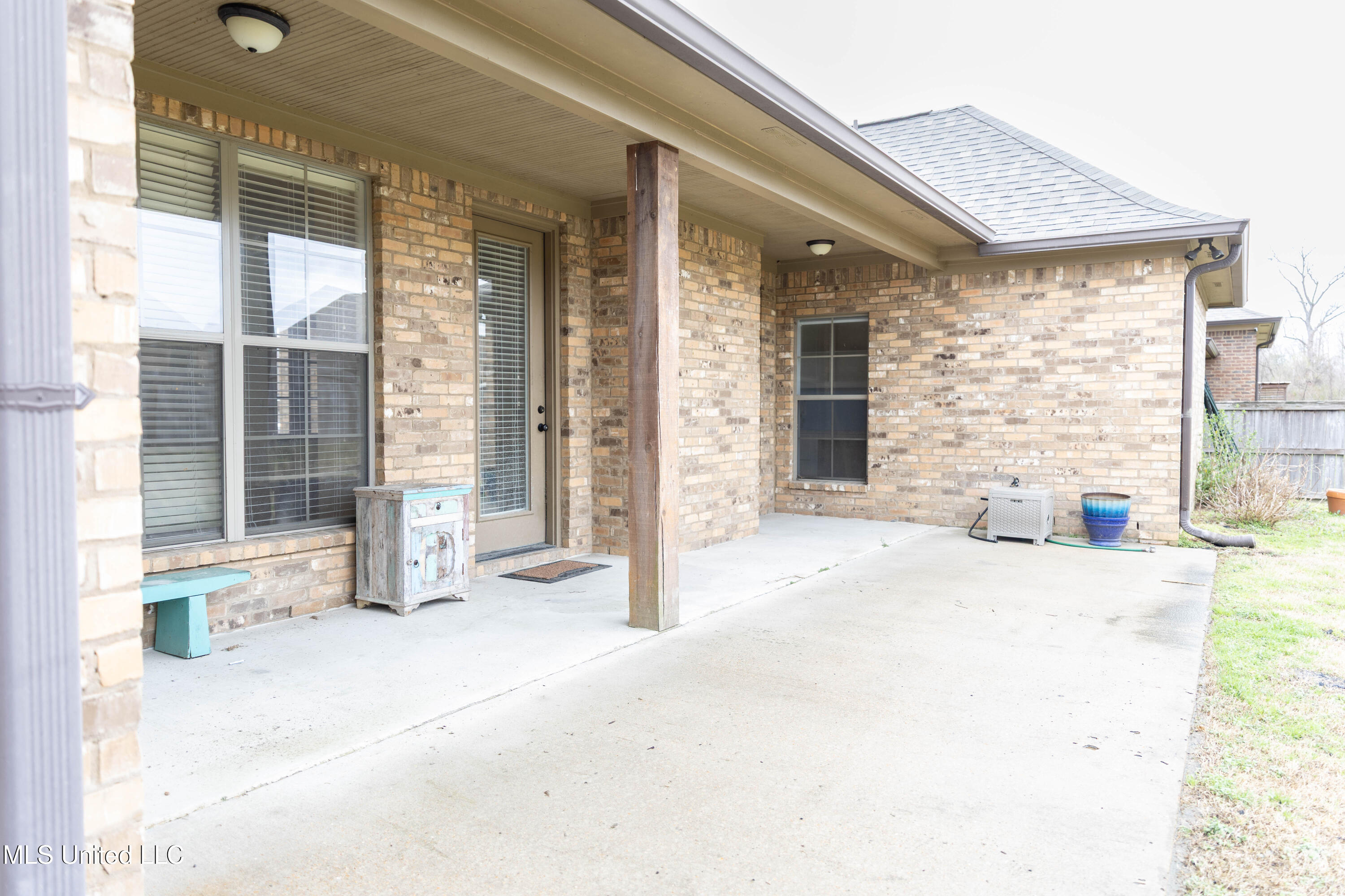 116 Essen Lane Property Photo 42
