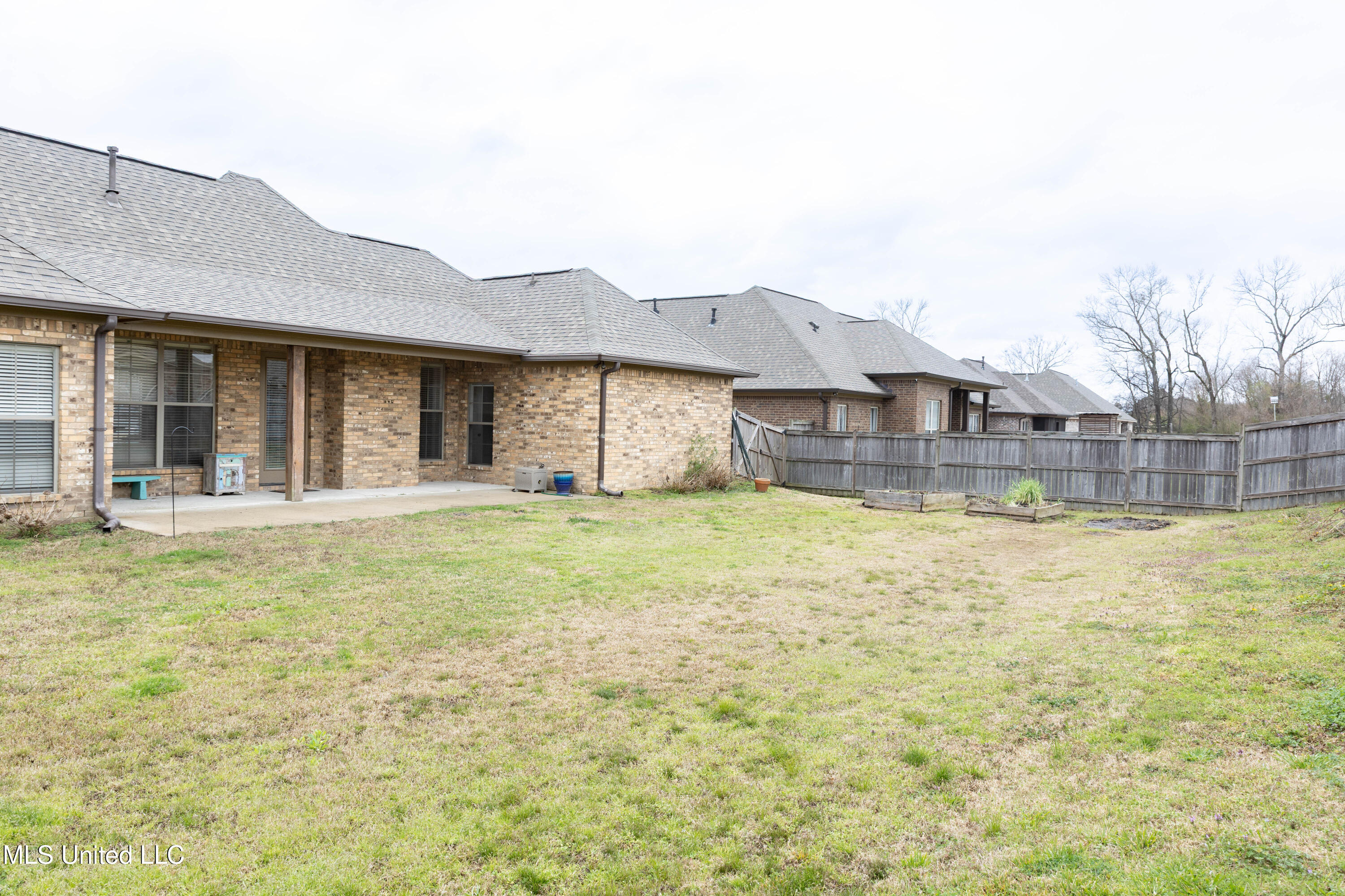 116 Essen Lane Property Photo 46