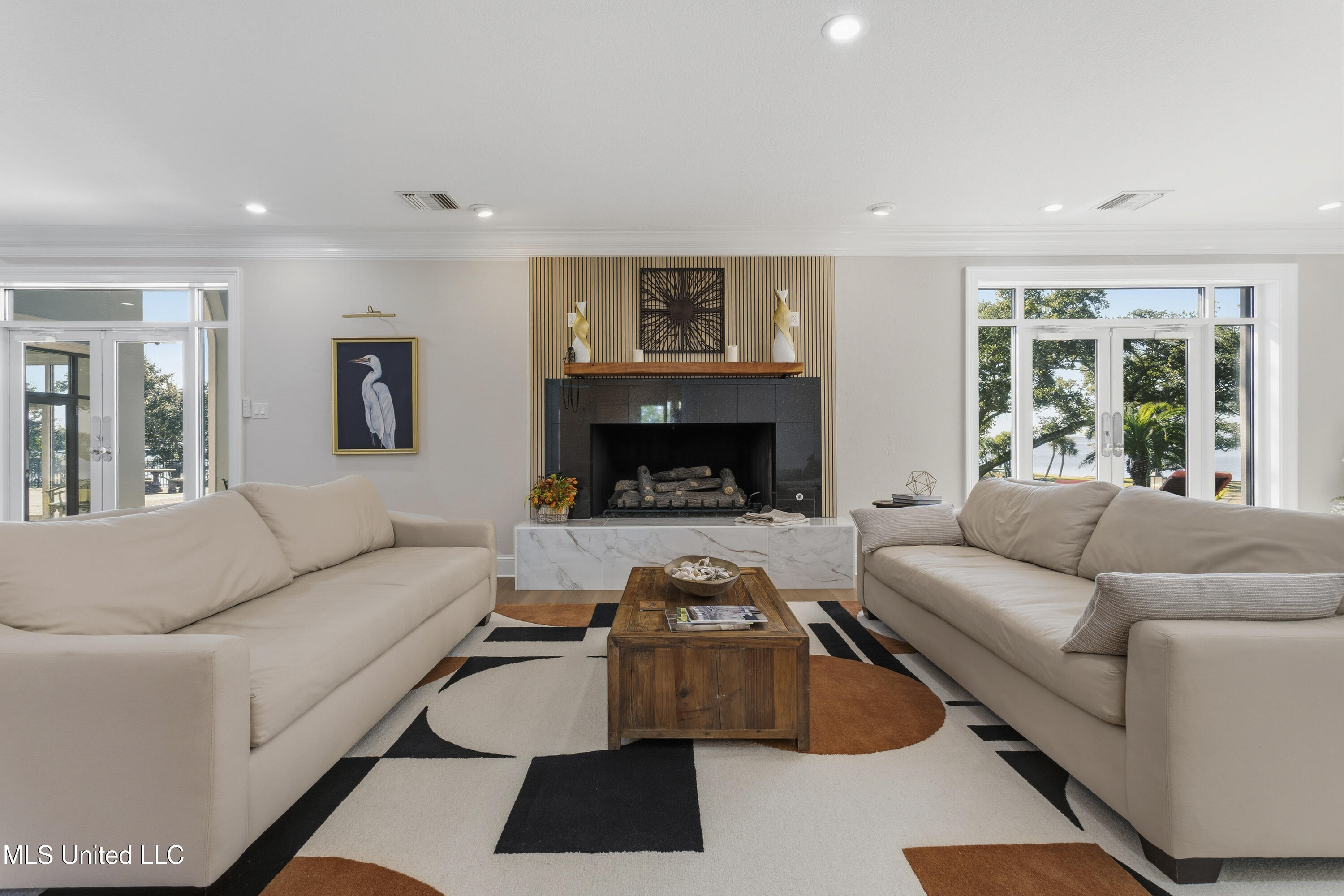 308 Italian Isle Road Property Photo 6