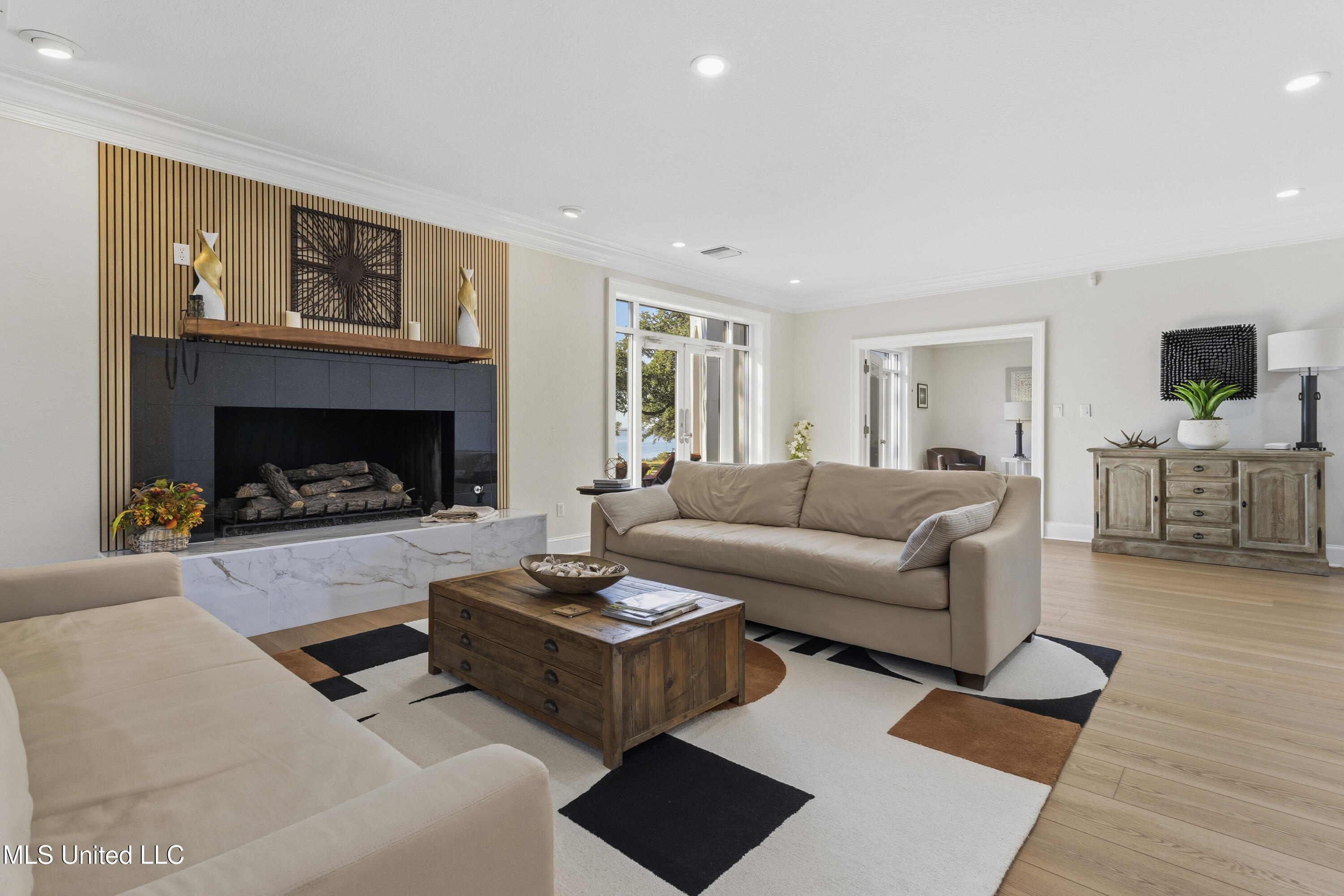 308 Italian Isle Road Property Photo 7