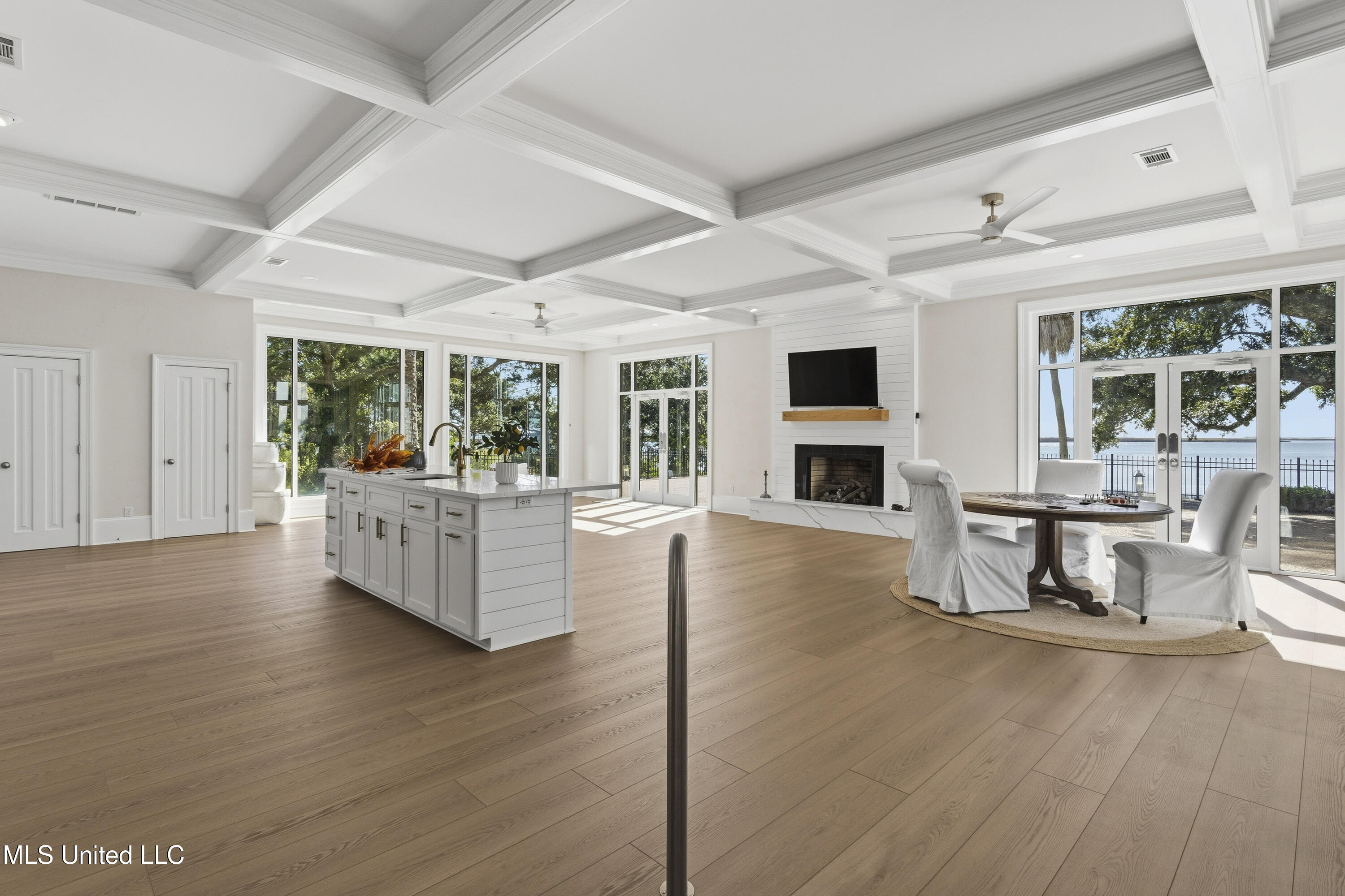 308 Italian Isle Road Property Photo 13